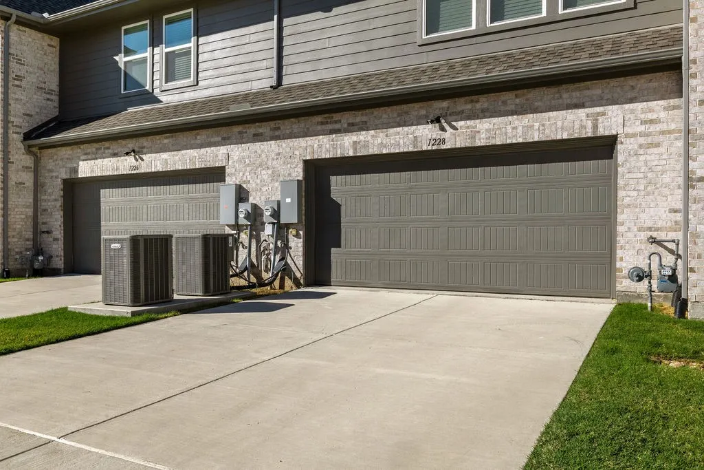 Single Family Residence For Rent in Collin County , 1228 Junction Drive, Allen, Texas 75013, 2 Bedroom, 3 Bathroom, 2 Garage spaces, 1,581 Sqft, built in 2024, mls#21384633, Real Estate Agent in Allen, Homes For Rent in Collin county, Homes For Rent in Allen, Realtor in Allen Texas, Real Estate Brokerage Independent Realty Texas, Luminita Cordes Realtor