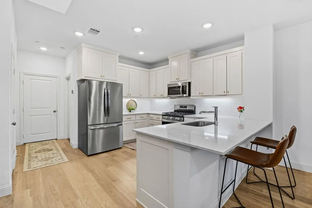 Single Family Residence For Rent in Collin County , 1228 Junction Drive, Allen, Texas 75013, 2 Bedroom, 3 Bathroom, 2 Garage spaces, 1,581 Sqft, built in 2024, mls#21384633, Real Estate Agent in Allen, Homes For Rent in Collin county, Homes For Rent in Allen, Realtor in Allen Texas, Real Estate Brokerage Independent Realty Texas, Luminita Cordes Realtor