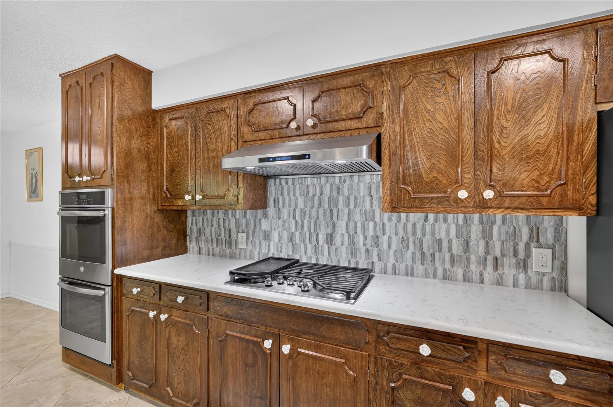 Single Family Residence For Rent in Dallas County , 9584 Ash Creek Drive, Dallas, Texas 75228, 4 Bedroom, 3 Bathroom, 3 Garage spaces, 2,520 Sqft, built in 1966, mls#21404645, Real Estate Agent in Dallas, Homes For Rent in Dallas county, Homes For Rent in Dallas, Realtor in Dallas Texas, Real Estate Brokerage Independent Realty Texas, Luminita Cordes Realtor