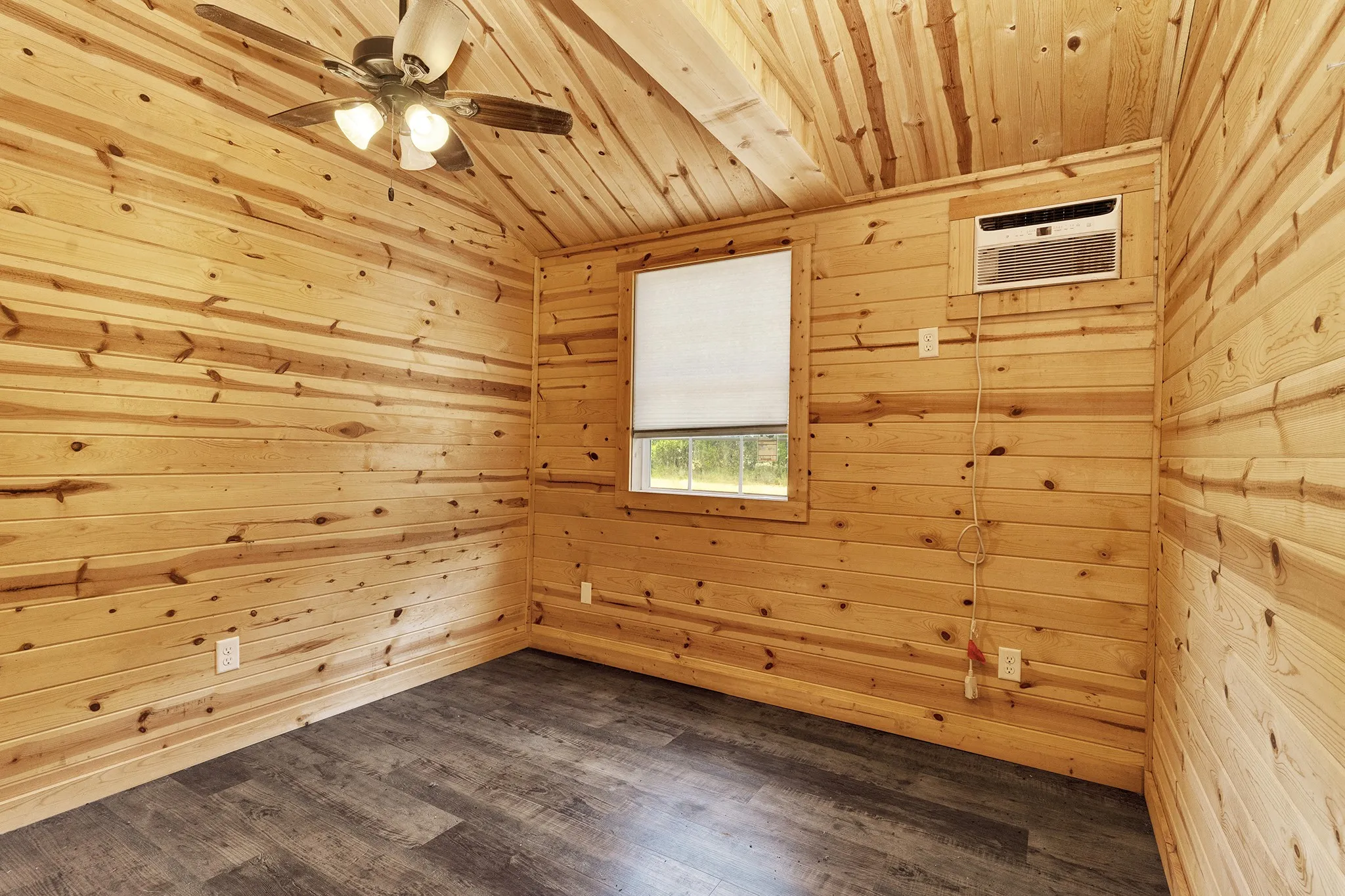 Farm For Sale in Erath County , 7635 W Fm 8, Stephenville, Texas 76401, 0, 0, Garage spaces, 896 Sqft, built in 2019, mls#21401336, Real Estate Agent in Stephenville, Homes For Sale in Erath county, Homes For Sale in Stephenville, Realtor in Stephenville Texas, Real Estate Brokerage Independent Realty Texas, Luminita Cordes Realtor