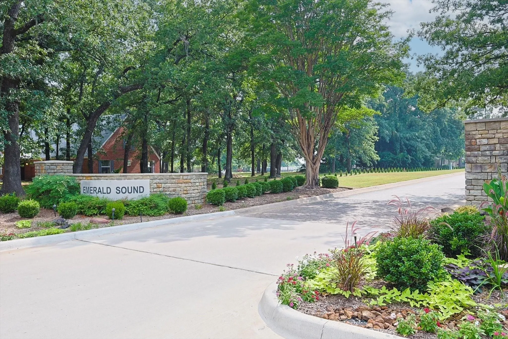 Unimproved Land For Sale in Denton County , 940 Emerald Sound Boulevard, Oak Point, Texas 75068, 0, 0, Garage spaces, 0 Sqft, built in 0, mls#21404590, Real Estate Agent in Oak Point, Homes For Sale in Denton county, Homes For Sale in Oak Point, Realtor in Oak Point Texas, Real Estate Brokerage Independent Realty Texas, Luminita Cordes Realtor