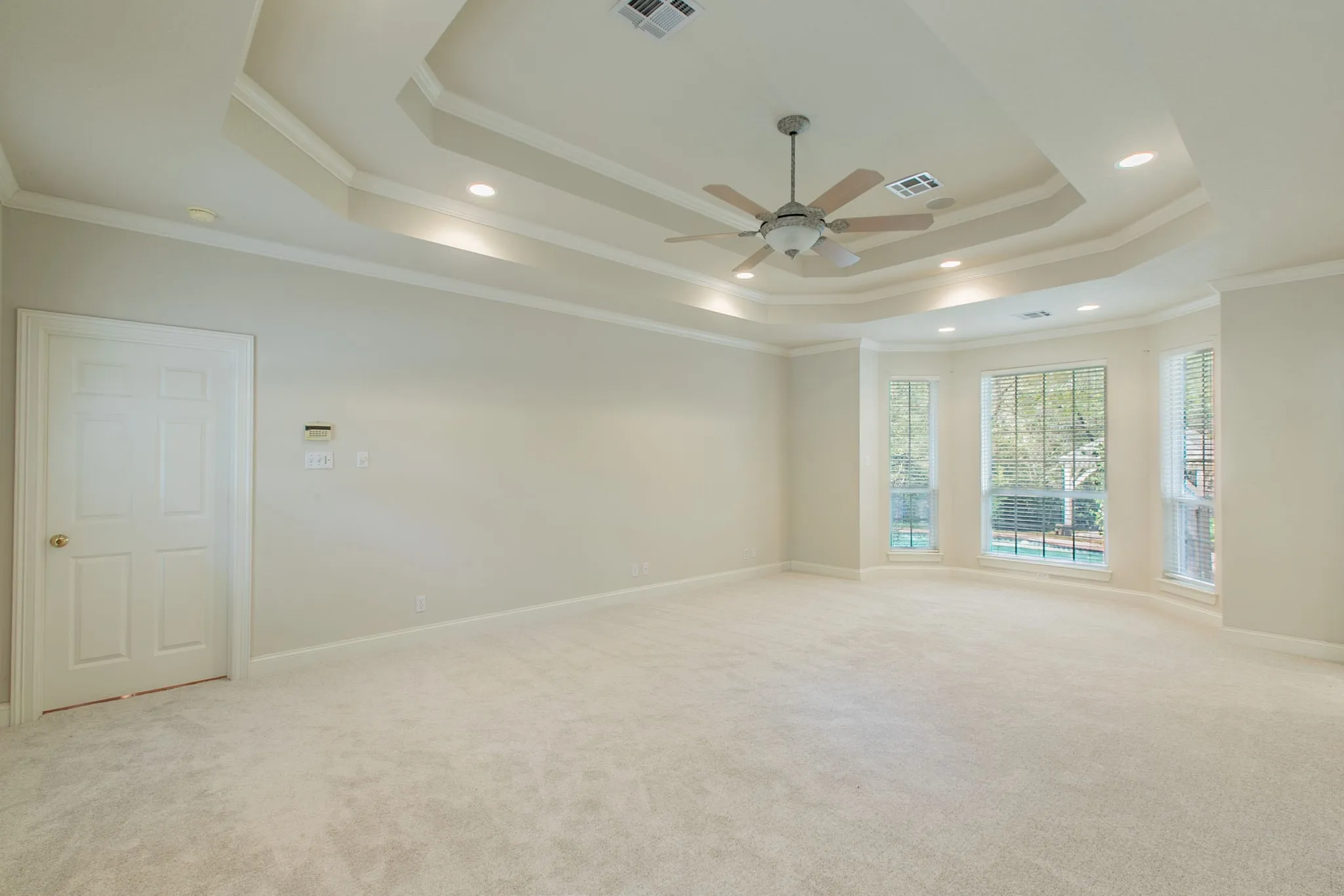 Single Family Residence For Sale in Mc Lennan County , 1051 Hidden Valley Court, Mc Gregor, Texas 76657, 4 Bedroom, 4 Bathroom, 3 Garage spaces, 3,558 Sqft, built in 1998, mls#21401992, Real Estate Agent in Mc Gregor, Homes For Sale in Mc Lennan county, Homes For Sale in Mc Gregor, Realtor in Mc Gregor Texas, Real Estate Brokerage Independent Realty Texas, Luminita Cordes Realtor