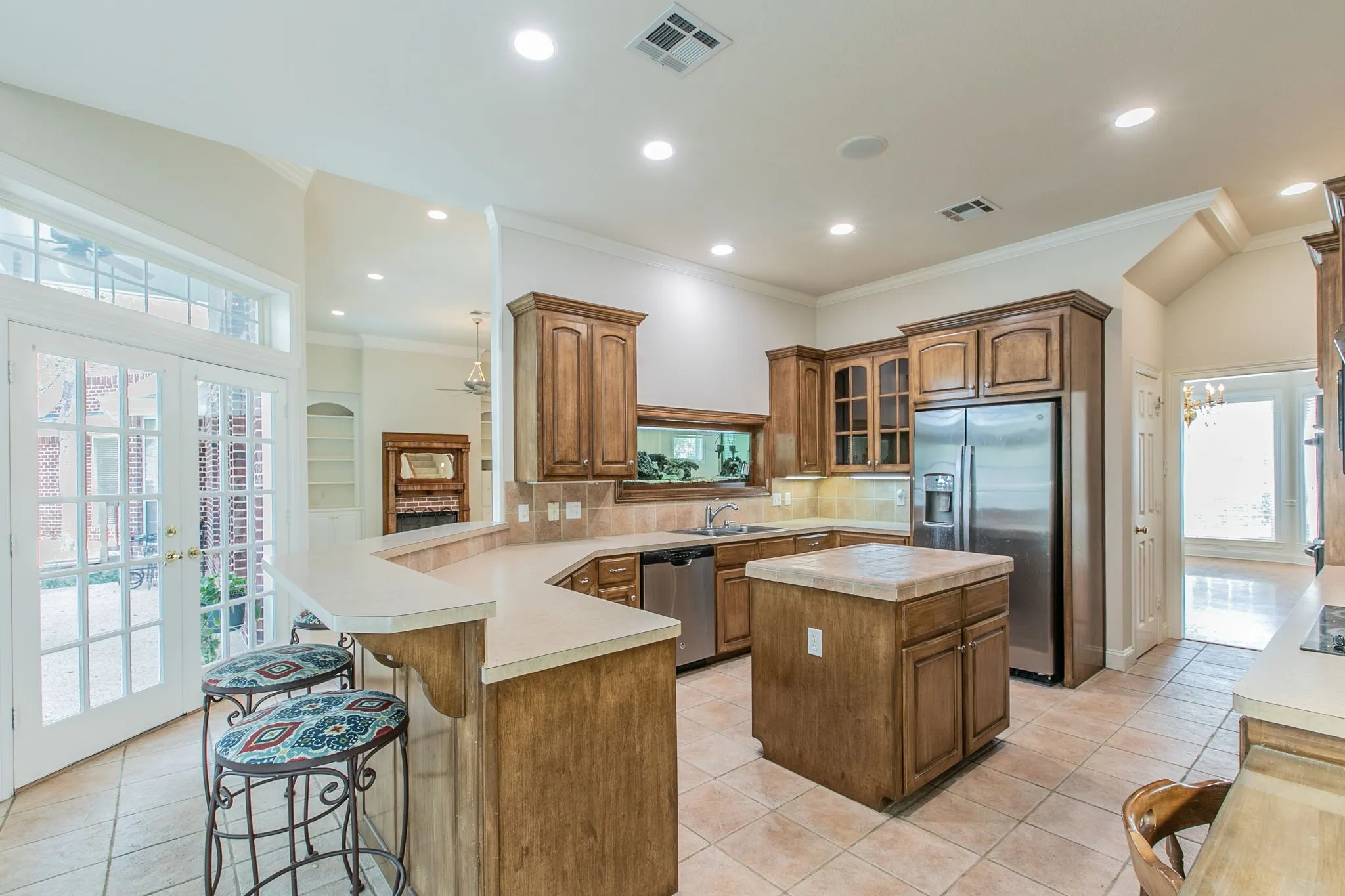 Single Family Residence For Sale in Mc Lennan County , 1051 Hidden Valley Court, Mc Gregor, Texas 76657, 4 Bedroom, 4 Bathroom, 3 Garage spaces, 3,558 Sqft, built in 1998, mls#21401992, Real Estate Agent in Mc Gregor, Homes For Sale in Mc Lennan county, Homes For Sale in Mc Gregor, Realtor in Mc Gregor Texas, Real Estate Brokerage Independent Realty Texas, Luminita Cordes Realtor