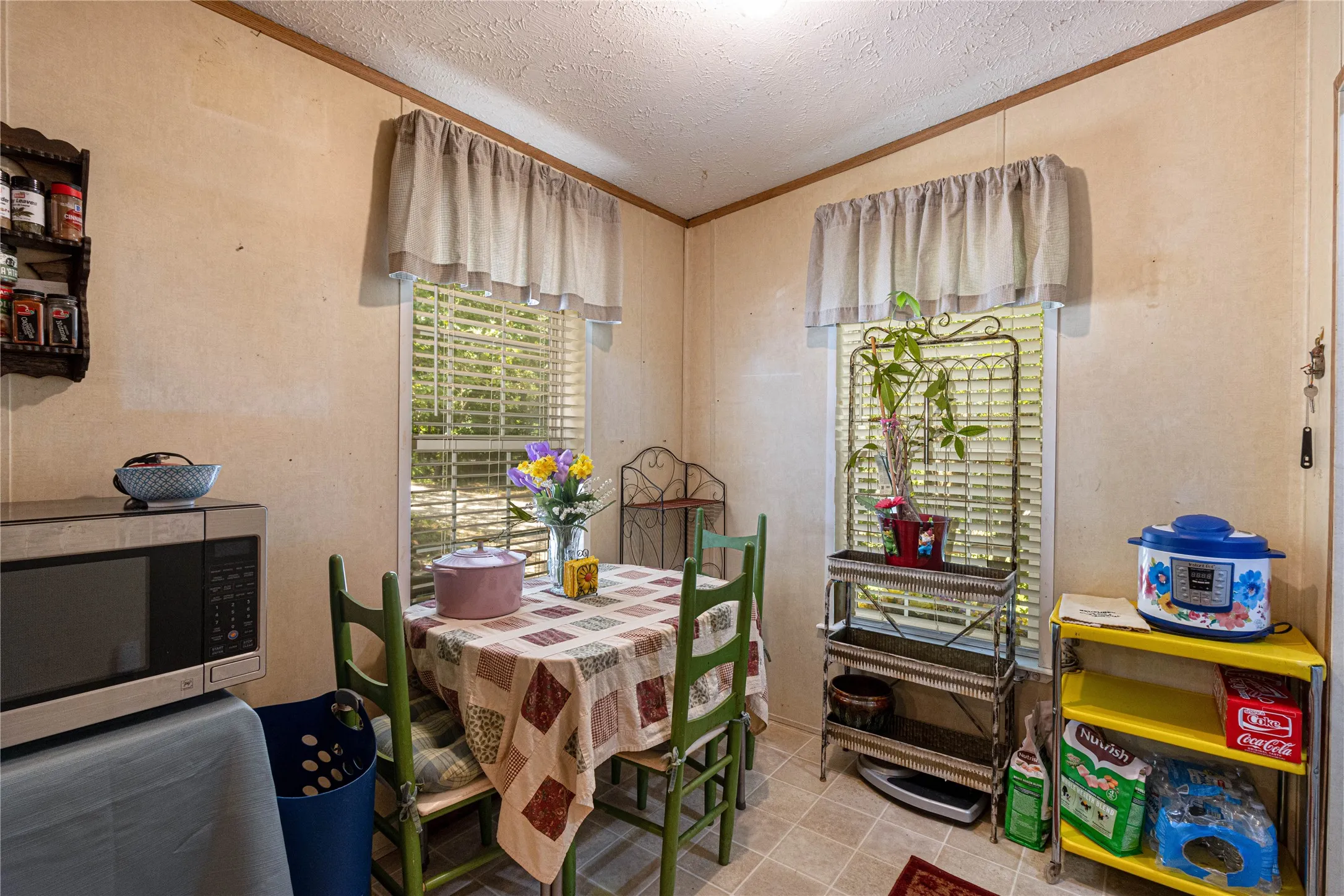 Mobile Home For Sale in Cherokee County , 489 Martha Street, Bullard, Texas 75757, 3 Bedroom, 2 Bathroom, Garage spaces, 1,323 Sqft, built in 2004, mls#21404668, Real Estate Agent in Bullard, Homes For Sale in Cherokee county, Homes For Sale in Bullard, Realtor in Bullard Texas, Real Estate Brokerage Independent Realty Texas, Luminita Cordes Realtor
