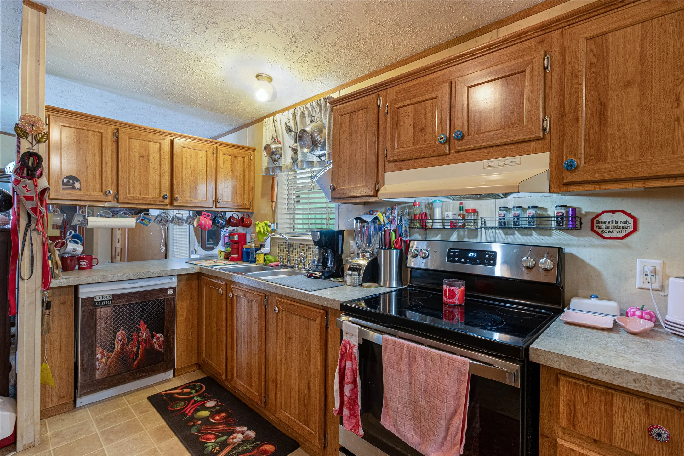 Mobile Home For Sale in Cherokee County , 489 Martha Street, Bullard, Texas 75757, 3 Bedroom, 2 Bathroom, Garage spaces, 1,323 Sqft, built in 2004, mls#21404668, Real Estate Agent in Bullard, Homes For Sale in Cherokee county, Homes For Sale in Bullard, Realtor in Bullard Texas, Real Estate Brokerage Independent Realty Texas, Luminita Cordes Realtor