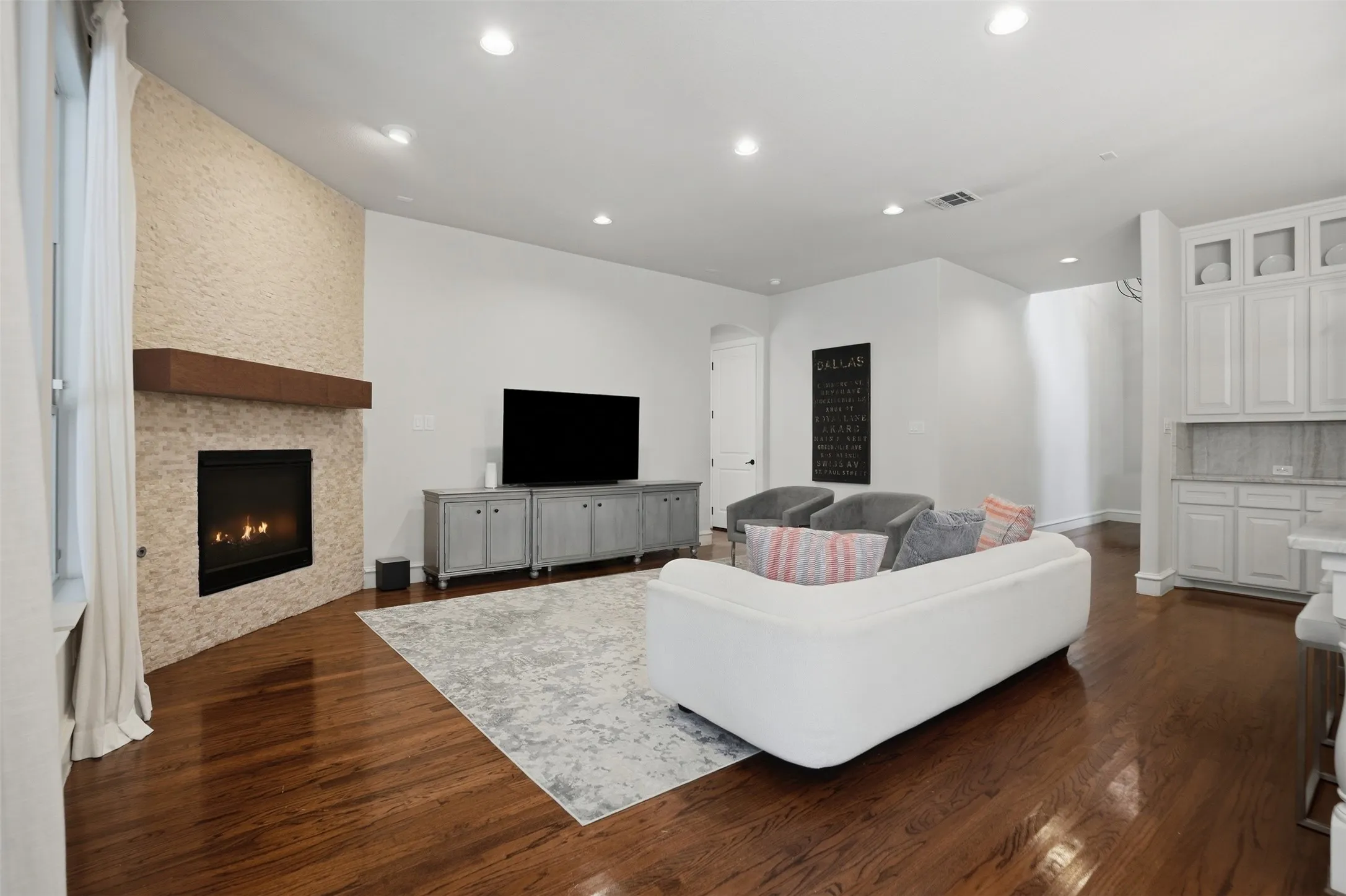 Living room with fireplace