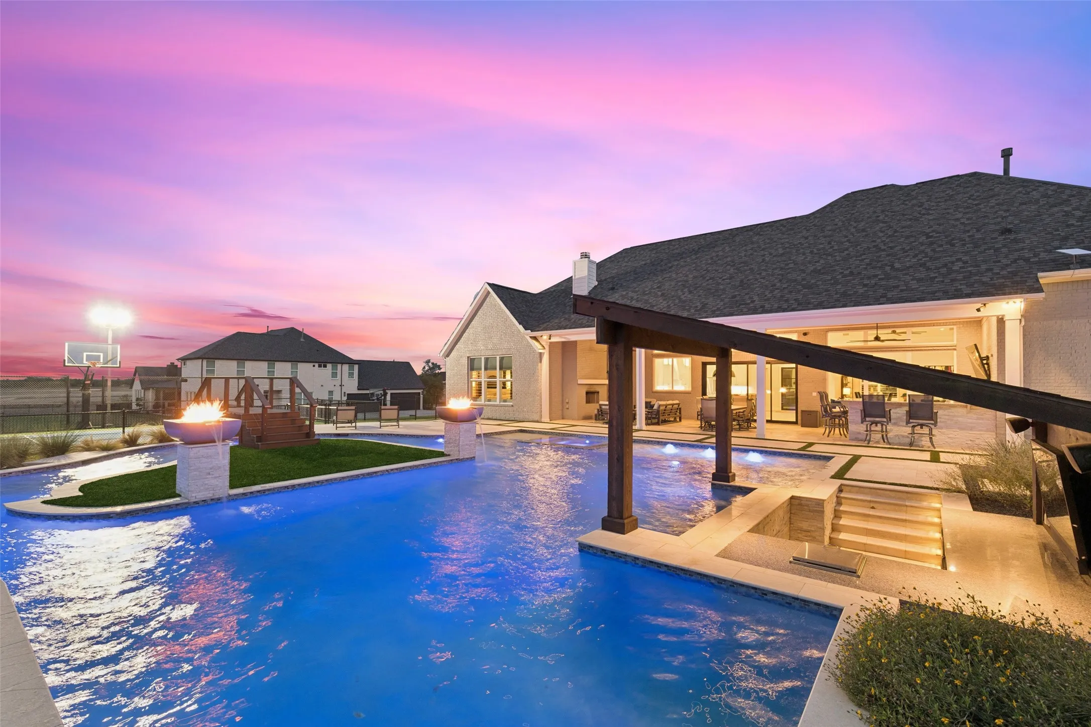Single Family Residence For Sale in Collin County , 1820 Bobcat Trail, Celina, Texas 75009, 5 Bedroom, 6 Bathroom, 4 Garage spaces, 5,117 Sqft, built in 2023, mls#21402737, Real Estate Agent in Celina, Homes For Sale in Collin county, Homes For Sale in Celina, Realtor in Celina Texas, Real Estate Brokerage Independent Realty Texas, Luminita Cordes Realtor