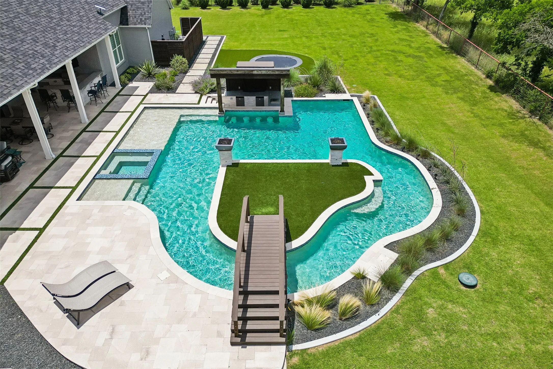 Single Family Residence For Sale in Collin County , 1820 Bobcat Trail, Celina, Texas 75009, 5 Bedroom, 6 Bathroom, 4 Garage spaces, 5,117 Sqft, built in 2023, mls#21402737, Real Estate Agent in Celina, Homes For Sale in Collin county, Homes For Sale in Celina, Realtor in Celina Texas, Real Estate Brokerage Independent Realty Texas, Luminita Cordes Realtor