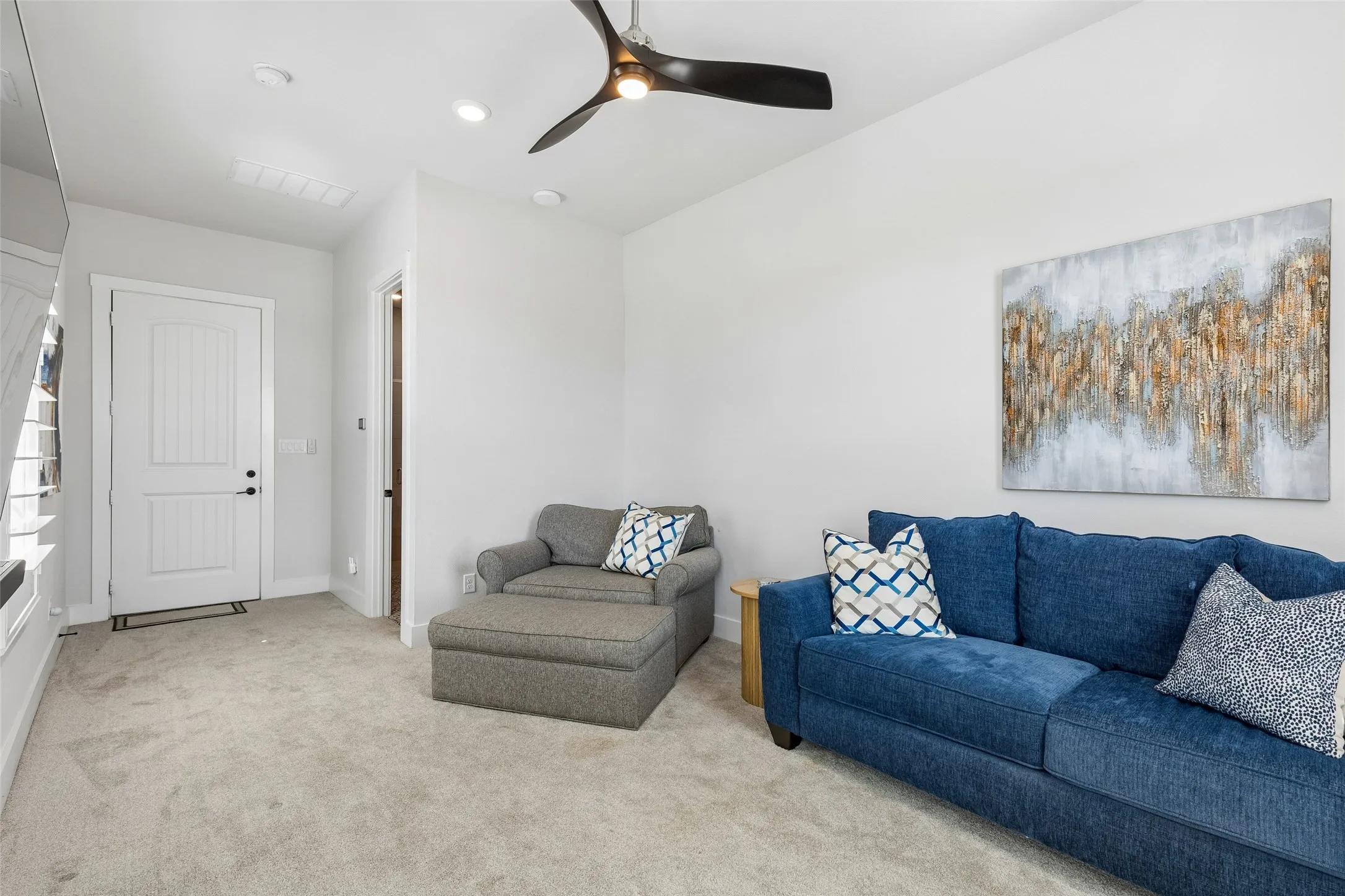 Single Family Residence For Sale in Collin County , 1820 Bobcat Trail, Celina, Texas 75009, 5 Bedroom, 6 Bathroom, 4 Garage spaces, 5,117 Sqft, built in 2023, mls#21402737, Real Estate Agent in Celina, Homes For Sale in Collin county, Homes For Sale in Celina, Realtor in Celina Texas, Real Estate Brokerage Independent Realty Texas, Luminita Cordes Realtor