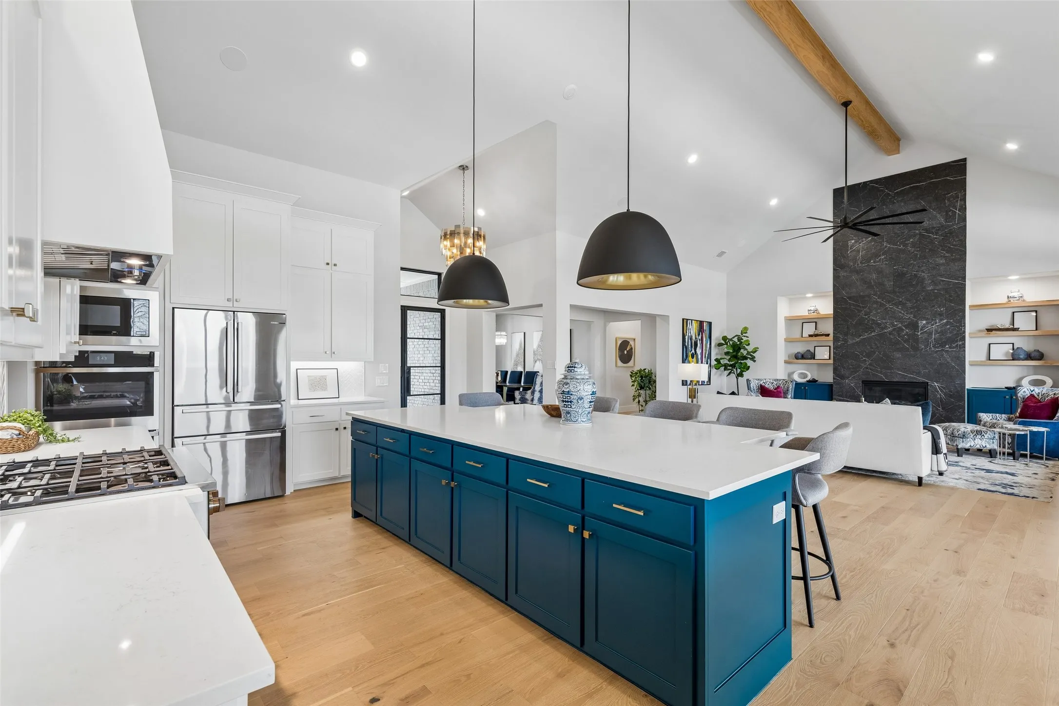 Single Family Residence For Sale in Collin County , 1820 Bobcat Trail, Celina, Texas 75009, 5 Bedroom, 6 Bathroom, 4 Garage spaces, 5,117 Sqft, built in 2023, mls#21402737, Real Estate Agent in Celina, Homes For Sale in Collin county, Homes For Sale in Celina, Realtor in Celina Texas, Real Estate Brokerage Independent Realty Texas, Luminita Cordes Realtor