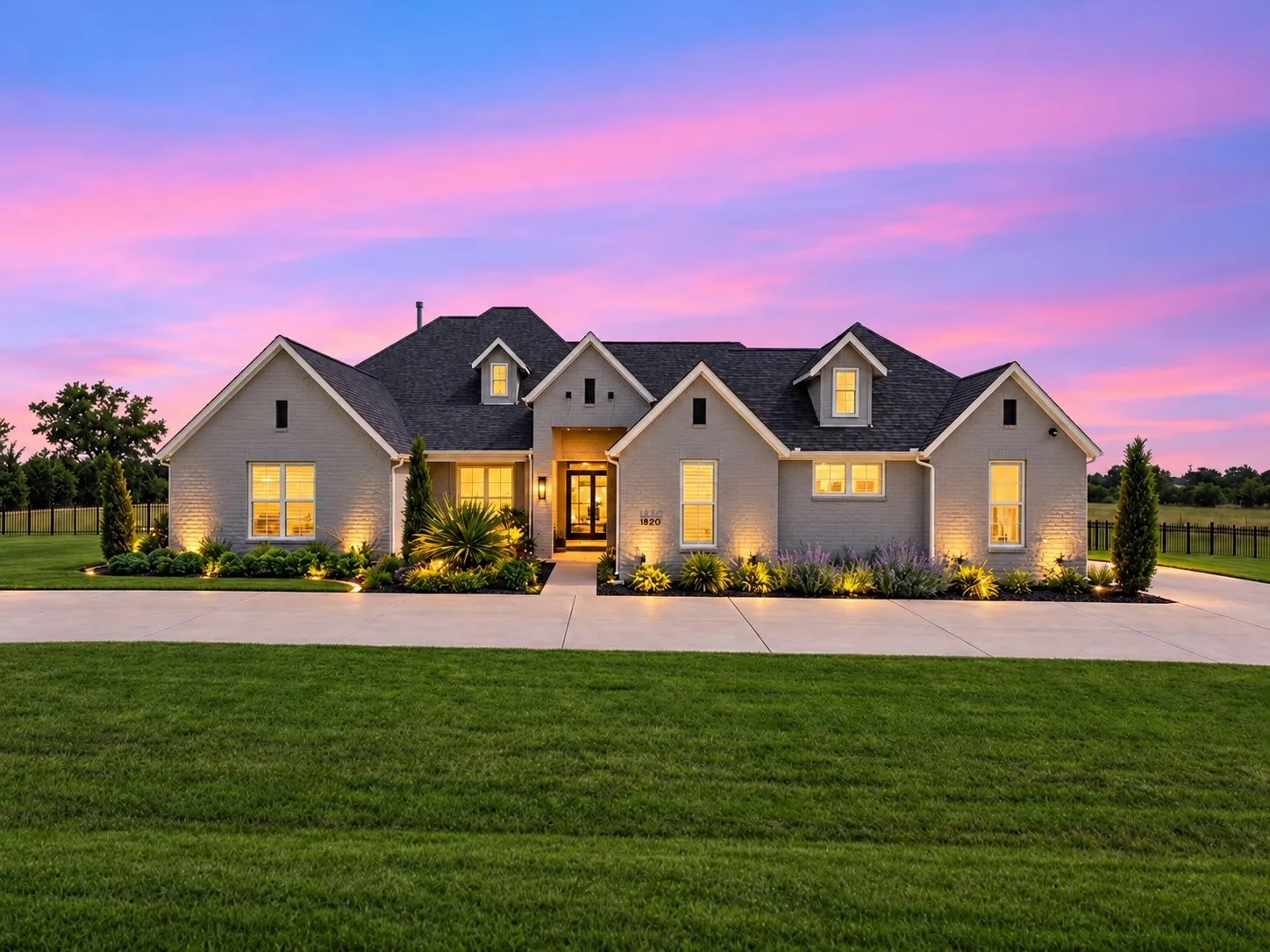 Single Family Residence For Sale in Collin County , 1820 Bobcat Trail, Celina, Texas 75009, 5 Bedroom, 6 Bathroom, 4 Garage spaces, 5,117 Sqft, built in 2023, mls#21402737, Real Estate Agent in Celina, Homes For Sale in Collin county, Homes For Sale in Celina, Realtor in Celina Texas, Real Estate Brokerage Independent Realty Texas, Luminita Cordes Realtor
