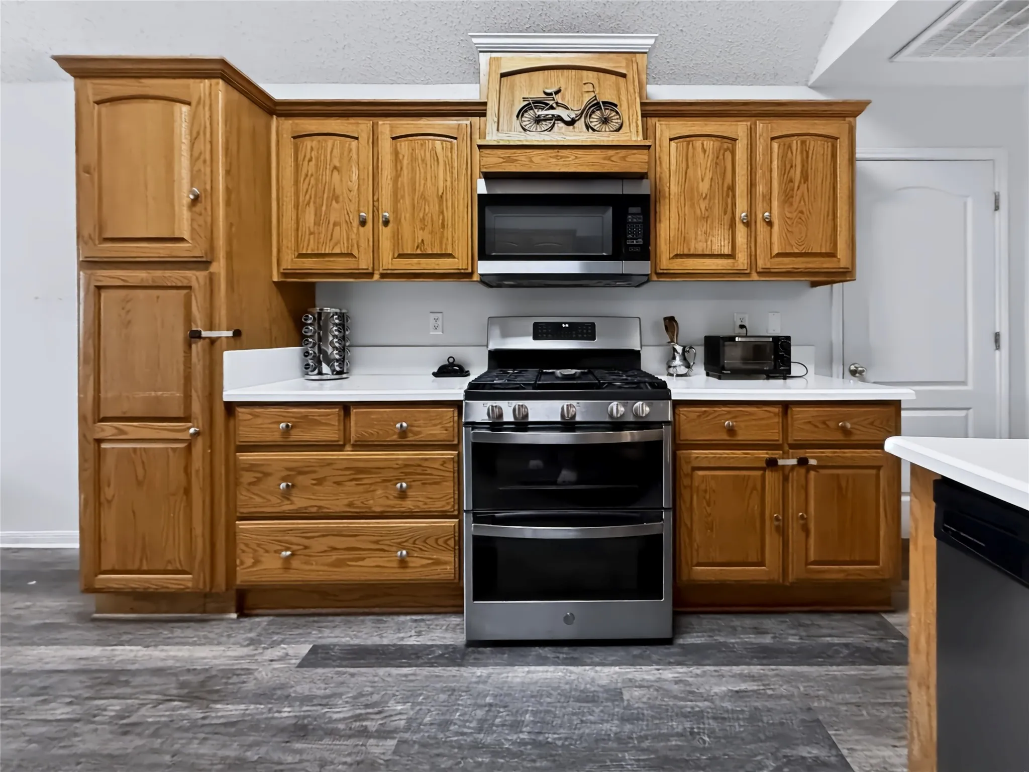 Single Family Residence For Sale in Limestone County , 816 Crestline Drive, Mexia, Texas 76667, 4 Bedroom, 2 Bathroom, 2 Garage spaces, 1,823 Sqft, built in 2003, mls#21403391, Real Estate Agent in Mexia, Homes For Sale in Limestone county, Homes For Sale in Mexia, Realtor in Mexia Texas, Real Estate Brokerage Independent Realty Texas, Luminita Cordes Realtor