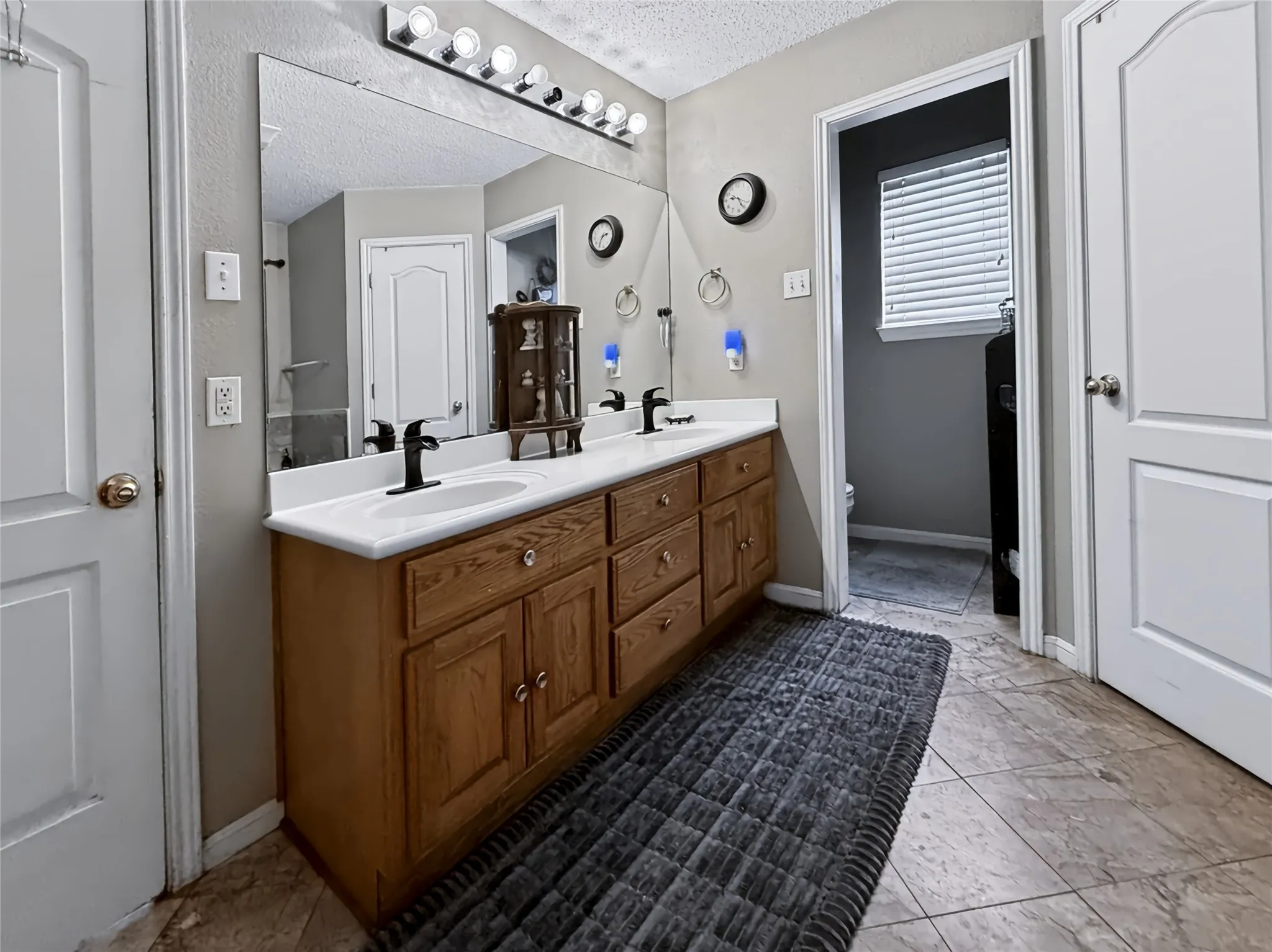Single Family Residence For Sale in Limestone County , 816 Crestline Drive, Mexia, Texas 76667, 4 Bedroom, 2 Bathroom, 2 Garage spaces, 1,823 Sqft, built in 2003, mls#21403391, Real Estate Agent in Mexia, Homes For Sale in Limestone county, Homes For Sale in Mexia, Realtor in Mexia Texas, Real Estate Brokerage Independent Realty Texas, Luminita Cordes Realtor