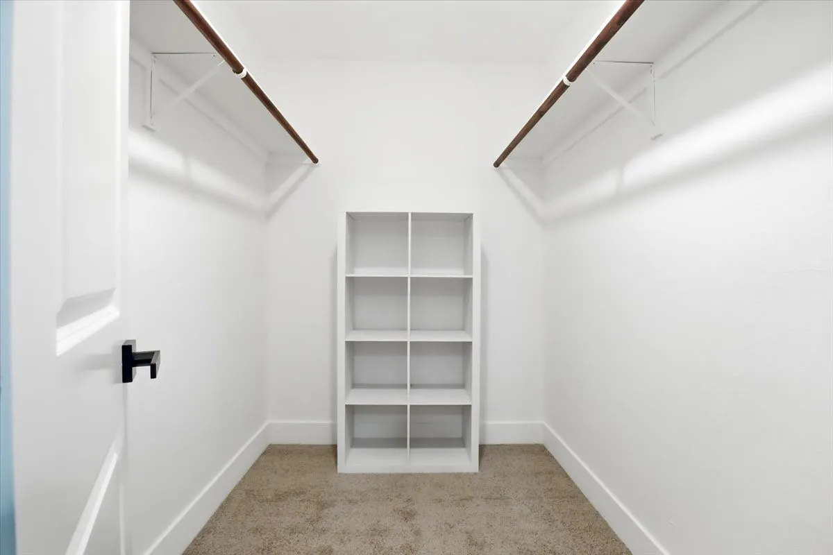 Single Family Residence For Sale in Tarrant County , 2900 Hunter Street, Fort Worth, Texas 76112, 4 Bedroom, 2 Bathroom, Garage spaces, 1,539 Sqft, built in 1948, mls#21404672, Real Estate Agent in Fort Worth, Homes For Sale in Tarrant county, Homes For Sale in Fort Worth, Realtor in Fort Worth Texas, Real Estate Brokerage Independent Realty Texas, Luminita Cordes Realtor
