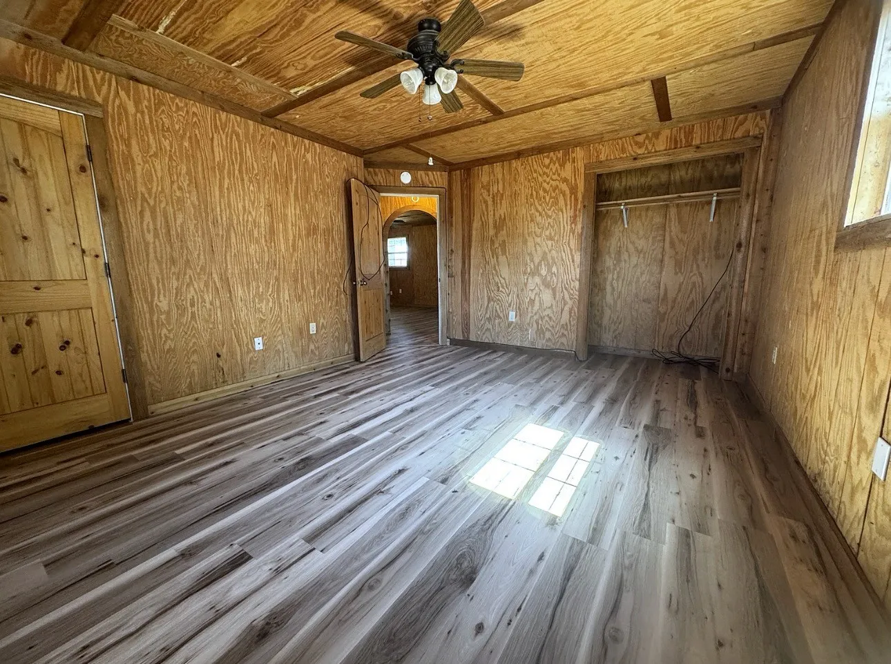 Single Family Residence For Rent in Wise County , 390 Private Road 4379, Decatur, Texas 76234, 2 Bedroom, 1 Bathroom, Garage spaces, 990 Sqft, built in 2007, mls#21404673, Real Estate Agent in Decatur, Homes For Rent in Wise county, Homes For Rent in Decatur, Realtor in Decatur Texas, Real Estate Brokerage Independent Realty Texas, Luminita Cordes Realtor