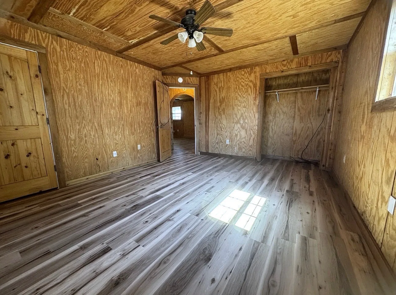 Single Family Residence For Rent in Wise County , 390 Private Road 4379, Decatur, Texas 76234, 2 Bedroom, 1 Bathroom, Garage spaces, 990 Sqft, built in 2007, mls#21404673, Real Estate Agent in Decatur, Homes For Rent in Wise county, Homes For Rent in Decatur, Realtor in Decatur Texas, Real Estate Brokerage Independent Realty Texas, Luminita Cordes Realtor