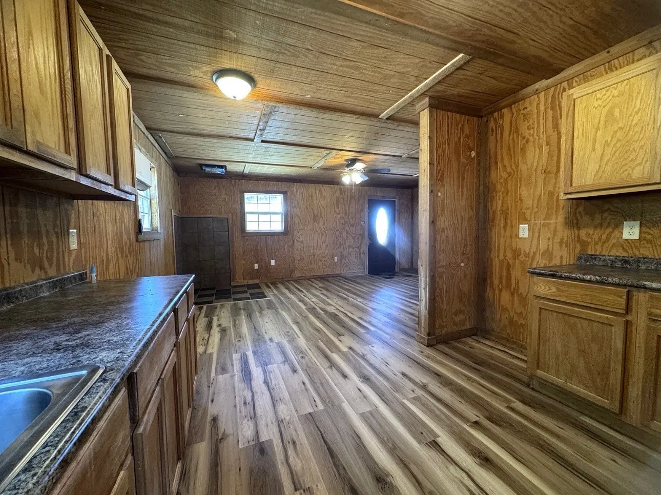Single Family Residence For Rent in Wise County , 390 Private Road 4379, Decatur, Texas 76234, 2 Bedroom, 1 Bathroom, Garage spaces, 990 Sqft, built in 2007, mls#21404673, Real Estate Agent in Decatur, Homes For Rent in Wise county, Homes For Rent in Decatur, Realtor in Decatur Texas, Real Estate Brokerage Independent Realty Texas, Luminita Cordes Realtor