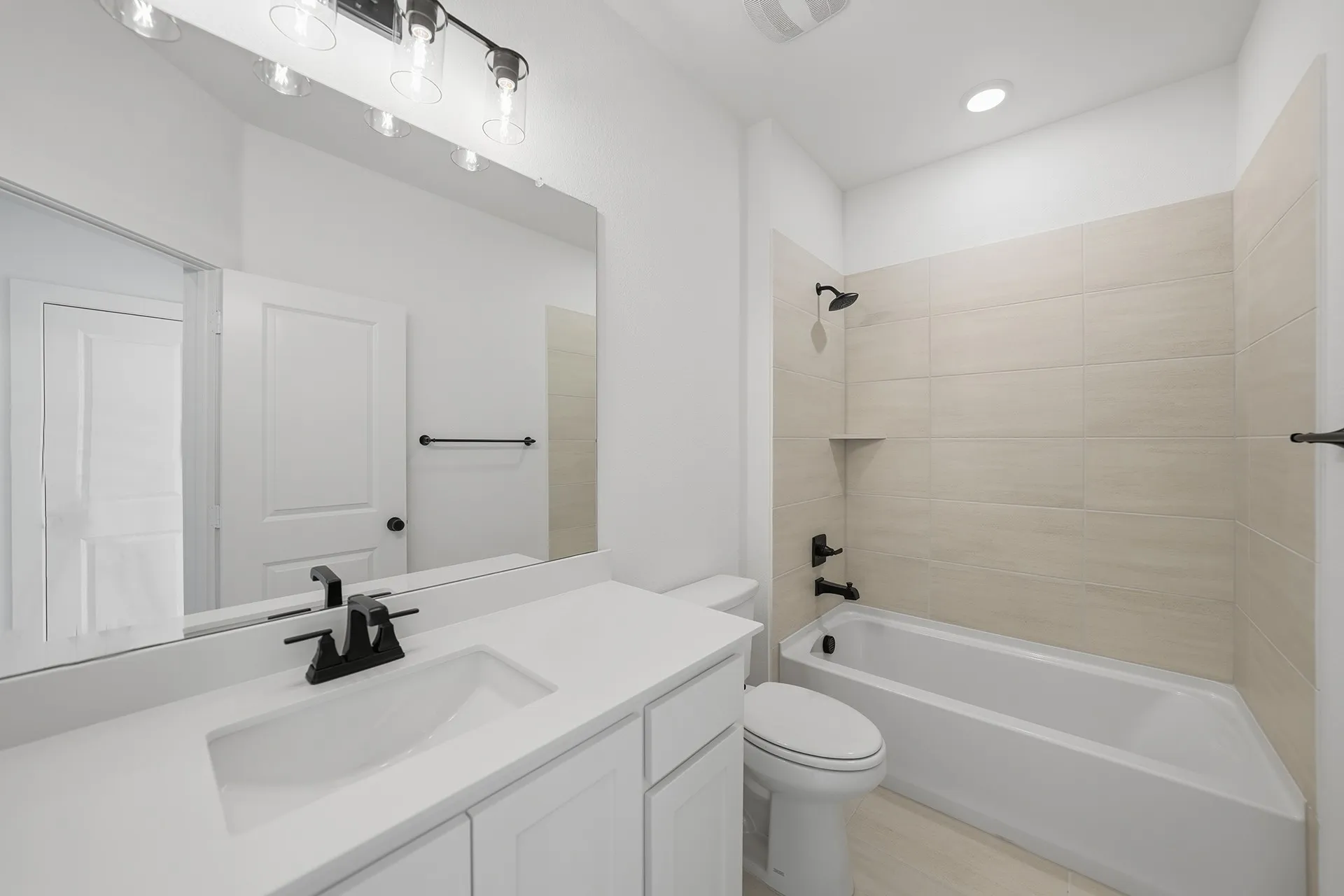 Single Family Residence For Sale in Collin County , 7204 Monarch Trail, Mc Kinney, Texas 75071, 4 Bedroom, 4 Bathroom, 2 Garage spaces, 3,527 Sqft, built in 2025, mls#21404682, Real Estate Agent in Mc Kinney, Homes For Sale in Collin county, Homes For Sale in Mc Kinney, Realtor in Mc Kinney Texas, Real Estate Brokerage Independent Realty Texas, Luminita Cordes Realtor