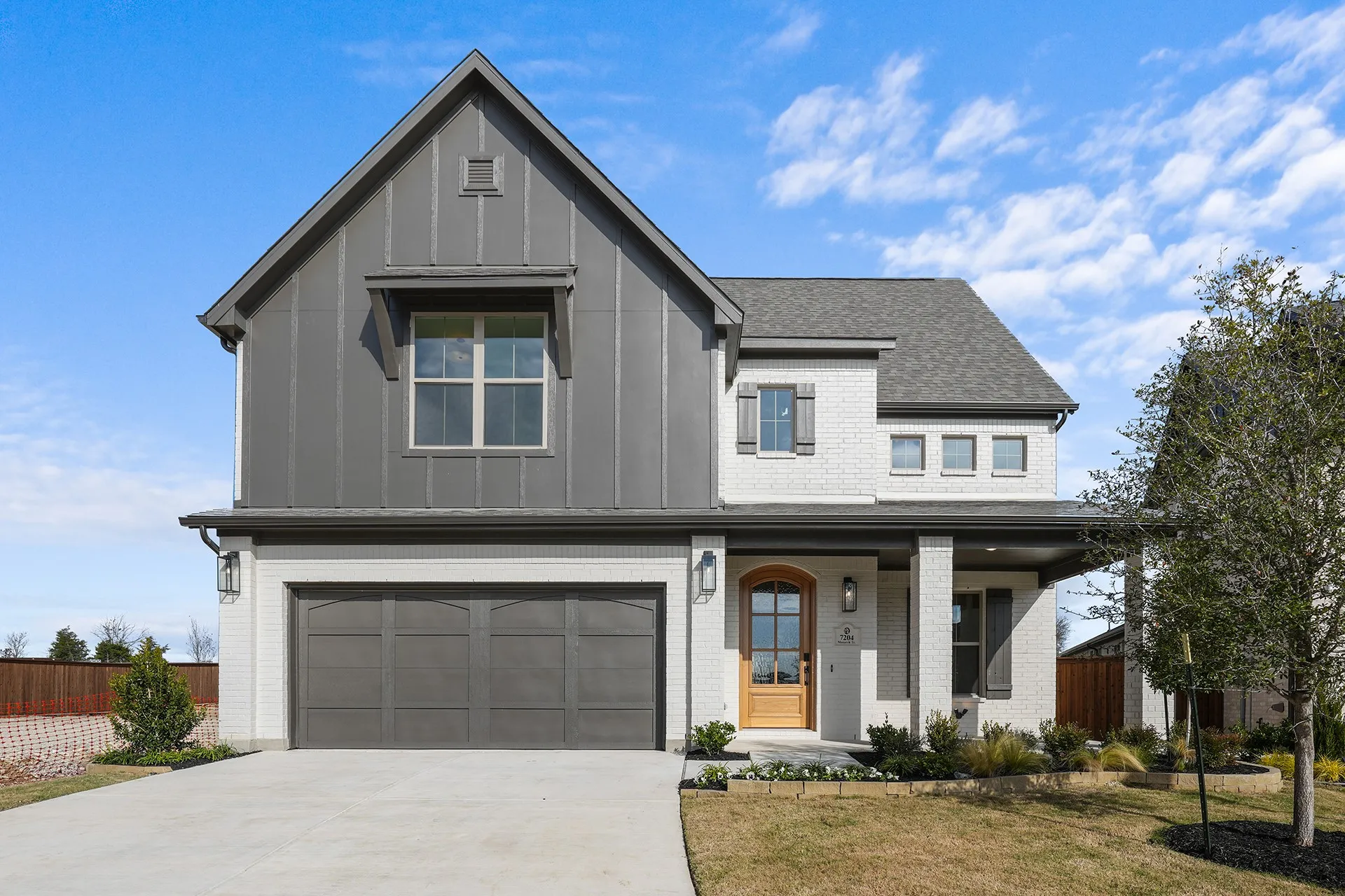 Single Family Residence For Sale in Collin County , 7204 Monarch Trail, Mc Kinney, Texas 75071, 4 Bedroom, 4 Bathroom, 2 Garage spaces, 3,527 Sqft, built in 2025, mls#21404682, Real Estate Agent in Mc Kinney, Homes For Sale in Collin county, Homes For Sale in Mc Kinney, Realtor in Mc Kinney Texas, Real Estate Brokerage Independent Realty Texas, Luminita Cordes Realtor