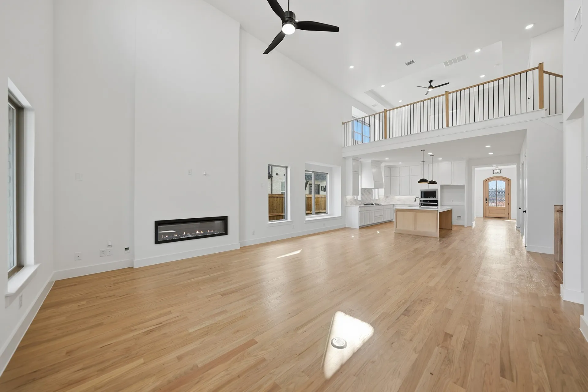 Single Family Residence For Sale in Collin County , 7204 Monarch Trail, Mc Kinney, Texas 75071, 4 Bedroom, 4 Bathroom, 2 Garage spaces, 3,527 Sqft, built in 2025, mls#21404682, Real Estate Agent in Mc Kinney, Homes For Sale in Collin county, Homes For Sale in Mc Kinney, Realtor in Mc Kinney Texas, Real Estate Brokerage Independent Realty Texas, Luminita Cordes Realtor