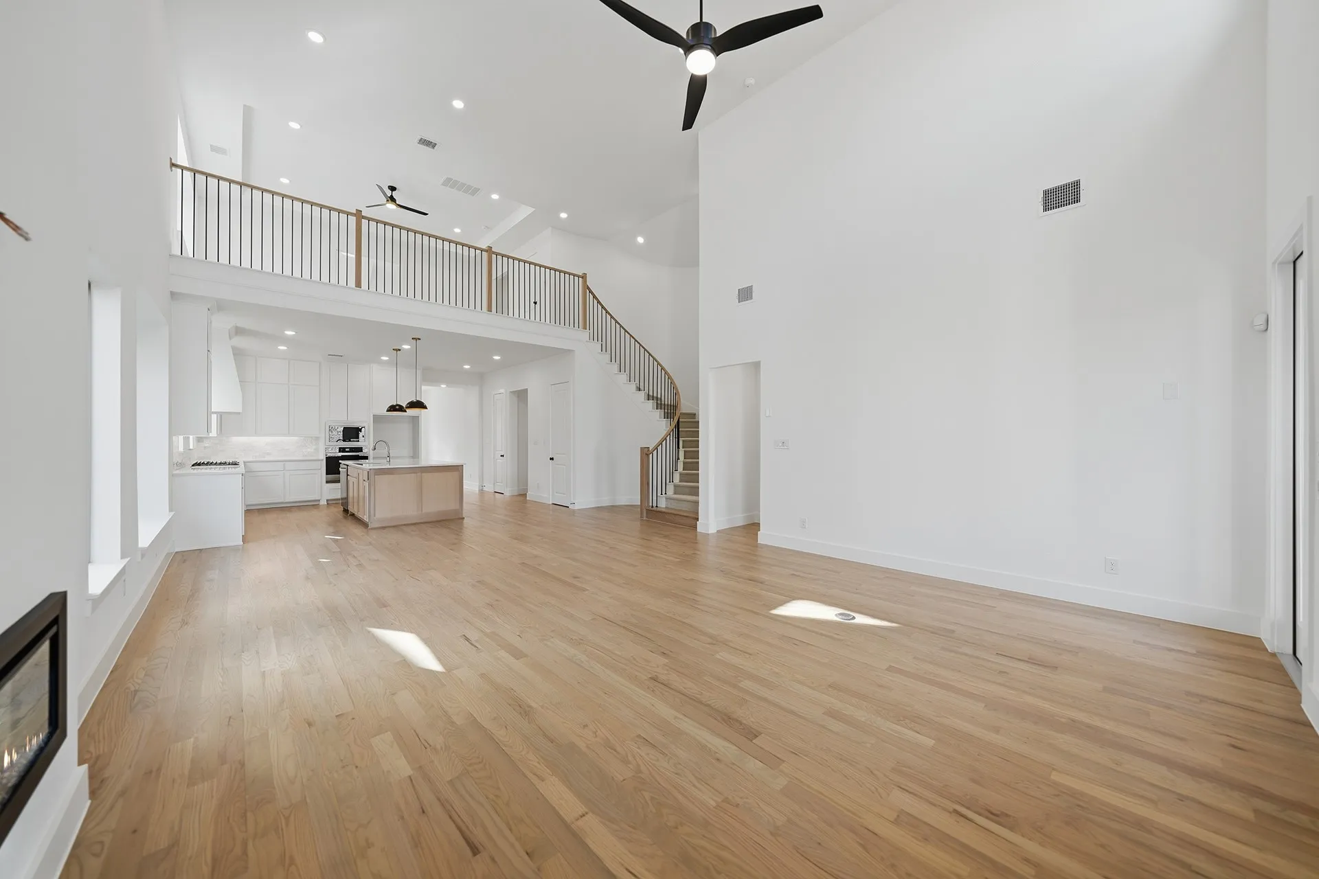 Single Family Residence For Sale in Collin County , 7204 Monarch Trail, Mc Kinney, Texas 75071, 4 Bedroom, 4 Bathroom, 2 Garage spaces, 3,527 Sqft, built in 2025, mls#21404682, Real Estate Agent in Mc Kinney, Homes For Sale in Collin county, Homes For Sale in Mc Kinney, Realtor in Mc Kinney Texas, Real Estate Brokerage Independent Realty Texas, Luminita Cordes Realtor