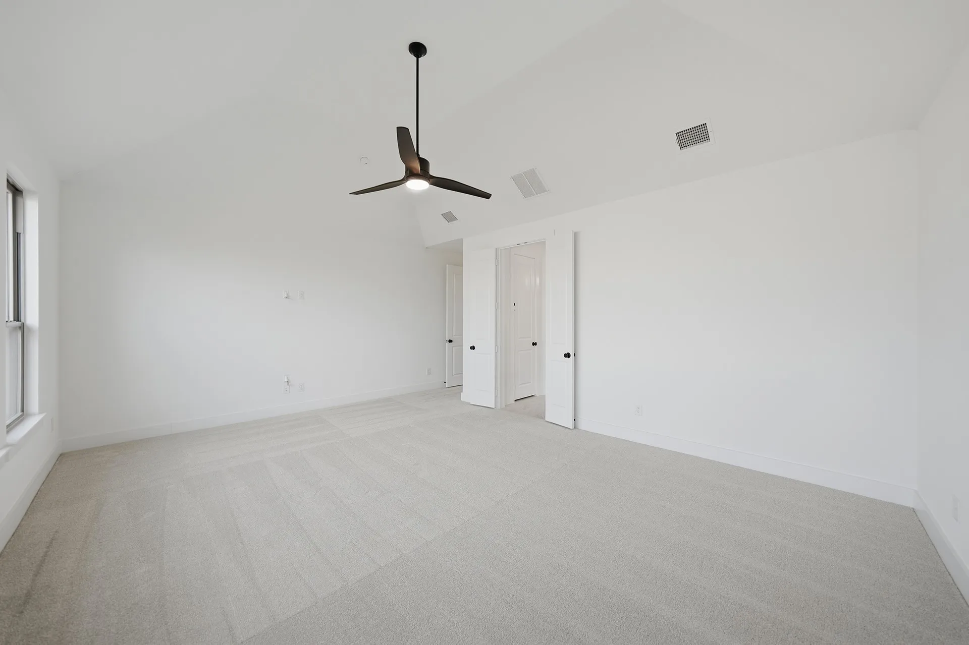 Single Family Residence For Sale in Collin County , 7204 Monarch Trail, Mc Kinney, Texas 75071, 4 Bedroom, 4 Bathroom, 2 Garage spaces, 3,527 Sqft, built in 2025, mls#21404682, Real Estate Agent in Mc Kinney, Homes For Sale in Collin county, Homes For Sale in Mc Kinney, Realtor in Mc Kinney Texas, Real Estate Brokerage Independent Realty Texas, Luminita Cordes Realtor