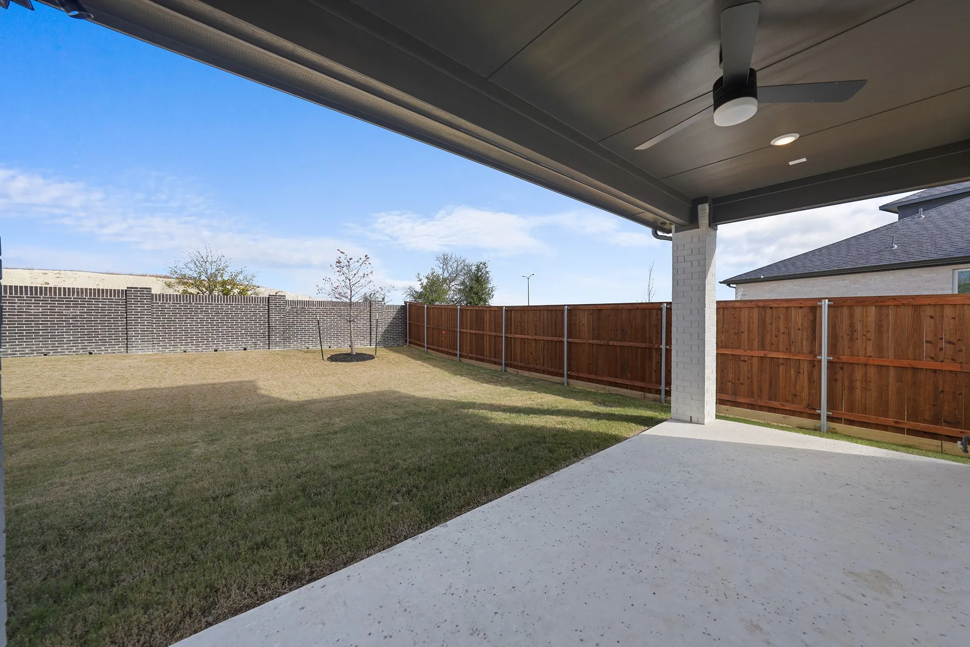 Single Family Residence For Sale in Collin County , 7204 Monarch Trail, Mc Kinney, Texas 75071, 4 Bedroom, 4 Bathroom, 2 Garage spaces, 3,527 Sqft, built in 2025, mls#21404682, Real Estate Agent in Mc Kinney, Homes For Sale in Collin county, Homes For Sale in Mc Kinney, Realtor in Mc Kinney Texas, Real Estate Brokerage Independent Realty Texas, Luminita Cordes Realtor