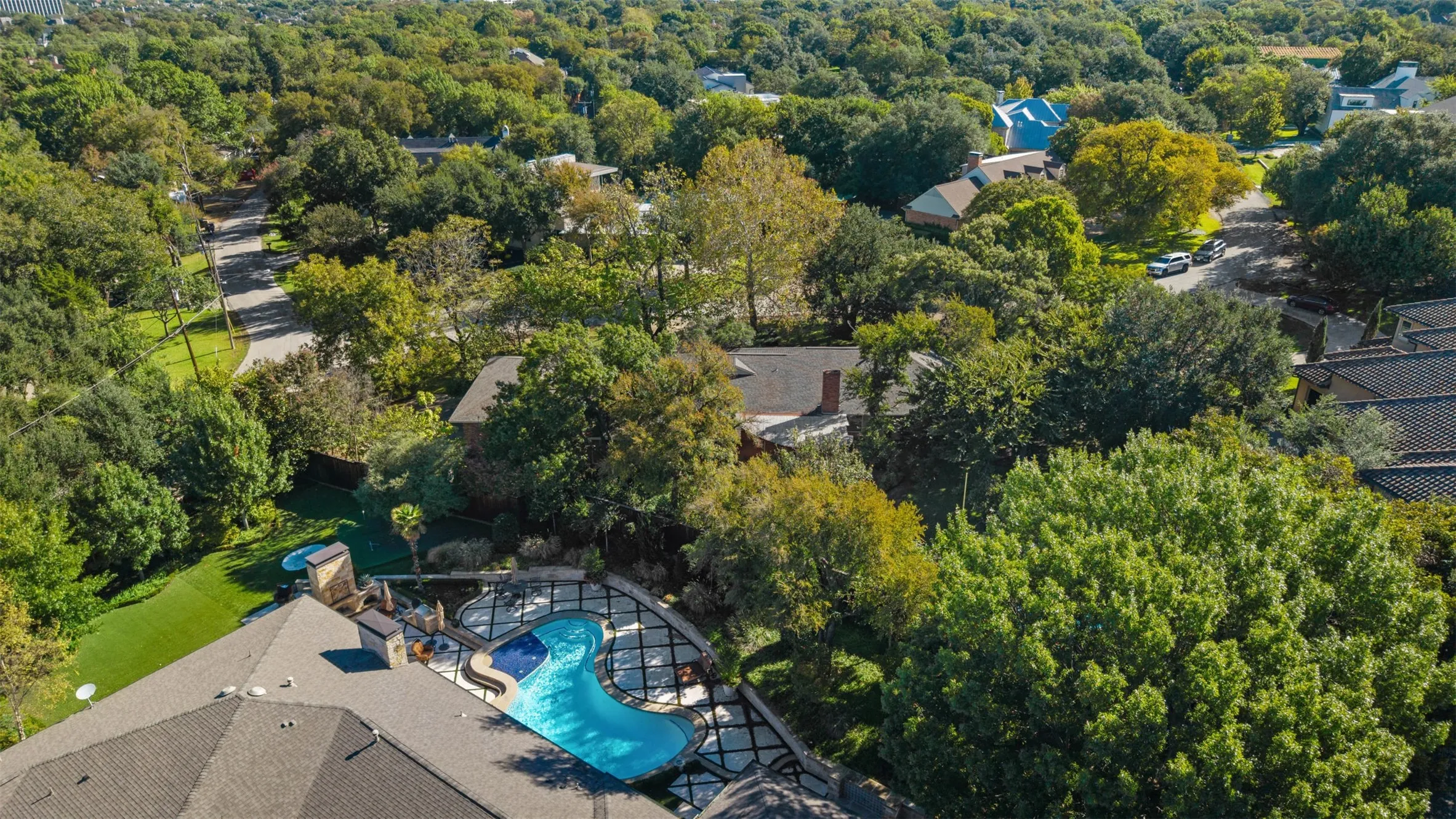 Single Family Residence For Sale in Dallas County , 7010 S Janmar Drive, Dallas, Texas 75230, 6 Bedroom, 4 Bathroom, 3 Garage spaces, 3,193 Sqft, built in 1958, mls#21404600, Real Estate Agent in Dallas, Homes For Sale in Dallas county, Homes For Sale in Dallas, Realtor in Dallas Texas, Real Estate Brokerage Independent Realty Texas, Luminita Cordes Realtor