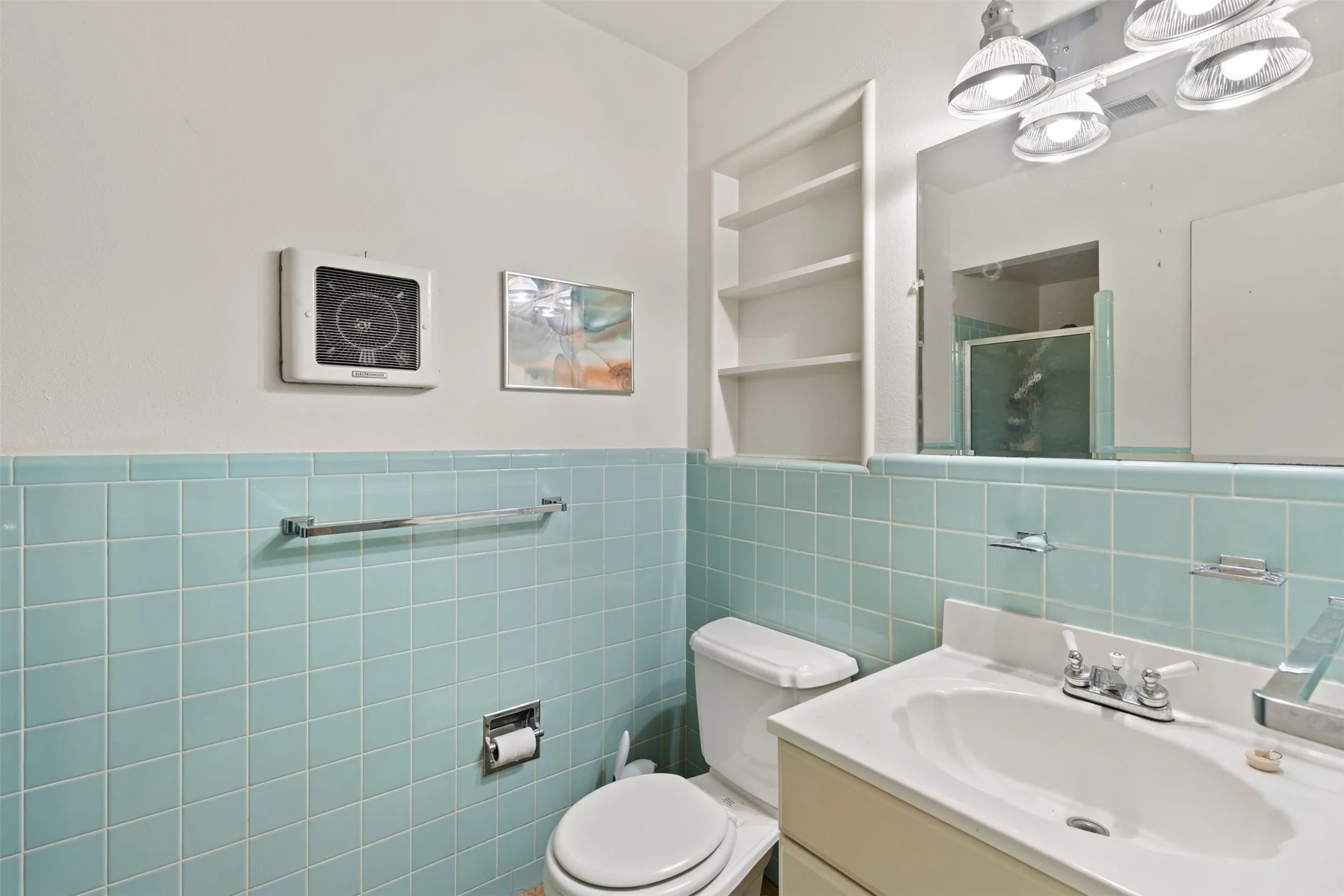 Single Family Residence For Sale in Dallas County , 7010 S Janmar Drive, Dallas, Texas 75230, 6 Bedroom, 4 Bathroom, 3 Garage spaces, 3,193 Sqft, built in 1958, mls#21404600, Real Estate Agent in Dallas, Homes For Sale in Dallas county, Homes For Sale in Dallas, Realtor in Dallas Texas, Real Estate Brokerage Independent Realty Texas, Luminita Cordes Realtor