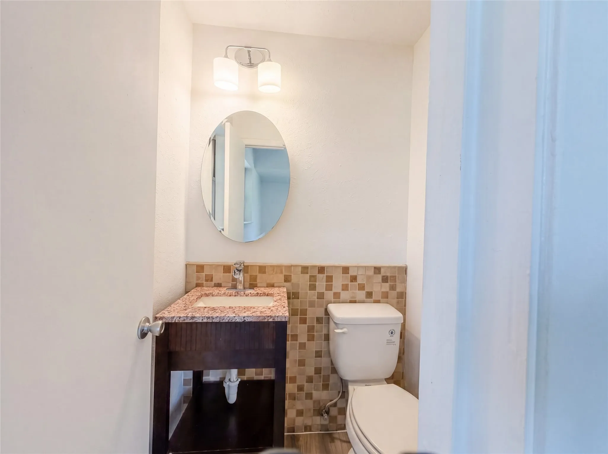 Single Family Residence For Sale in Tarrant County , 1500 Janann Avenue, Arlington, Texas 76014, 3 Bedroom, 2 Bathroom, 2 Garage spaces, 1,129 Sqft, built in 1966, mls#21404677, Real Estate Agent in Arlington, Homes For Sale in Tarrant county, Homes For Sale in Arlington, Realtor in Arlington Texas, Real Estate Brokerage Independent Realty Texas, Luminita Cordes Realtor