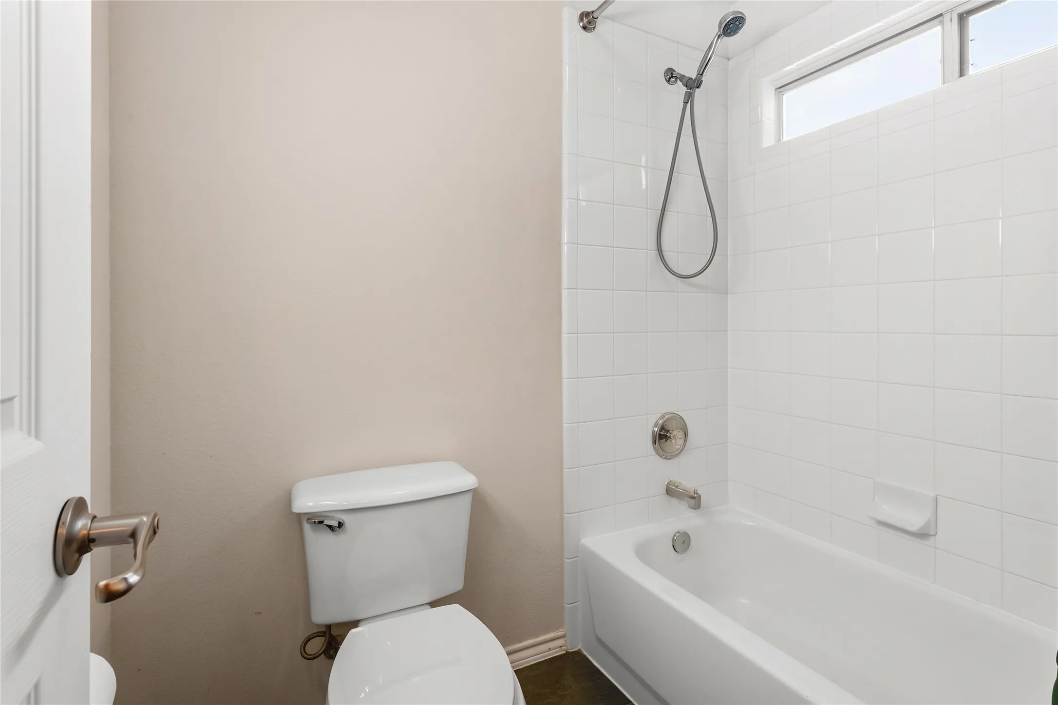 Single Family Residence For Sale in Denton County , 2185 Goliad Circle, Frisco, Texas 75033, 4 Bedroom, 4 Bathroom, 3 Garage spaces, 2,910 Sqft, built in 2003, mls#21398922, Real Estate Agent in Frisco, Homes For Sale in Denton county, Homes For Sale in Frisco, Realtor in Frisco Texas, Real Estate Brokerage Independent Realty Texas, Luminita Cordes Realtor