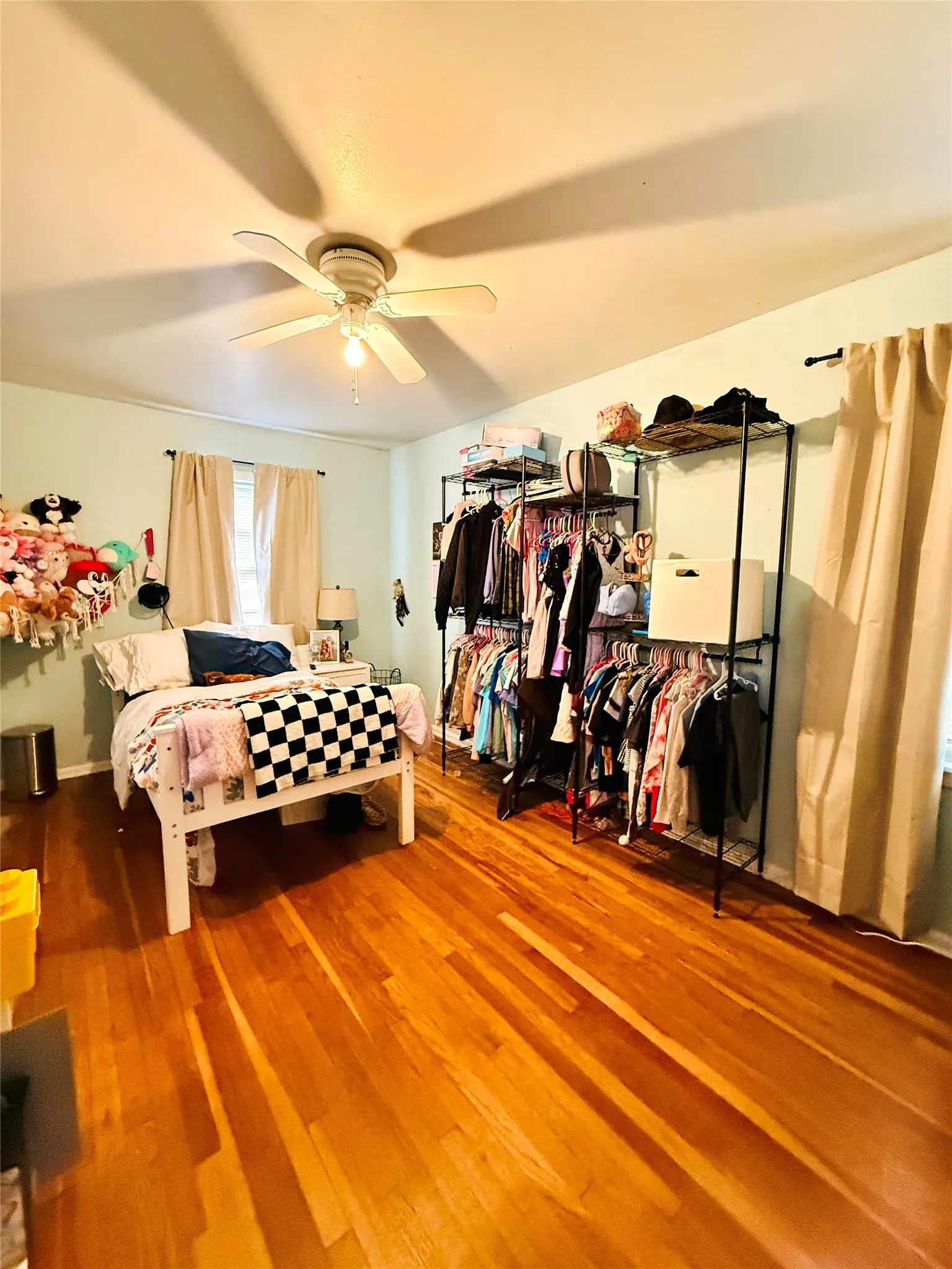 Single Family Residence For Sale in Franklin (TX) County , 514 Mcmillan Drive, Winnsboro, Texas 75494, 3 Bedroom, 2 Bathroom, Garage spaces, 1,306 Sqft, built in 1970, mls#21404186, Real Estate Agent in Winnsboro, Homes For Sale in Franklin (TX) county, Homes For Sale in Winnsboro, Realtor in Winnsboro Texas, Real Estate Brokerage Independent Realty Texas, Luminita Cordes Realtor