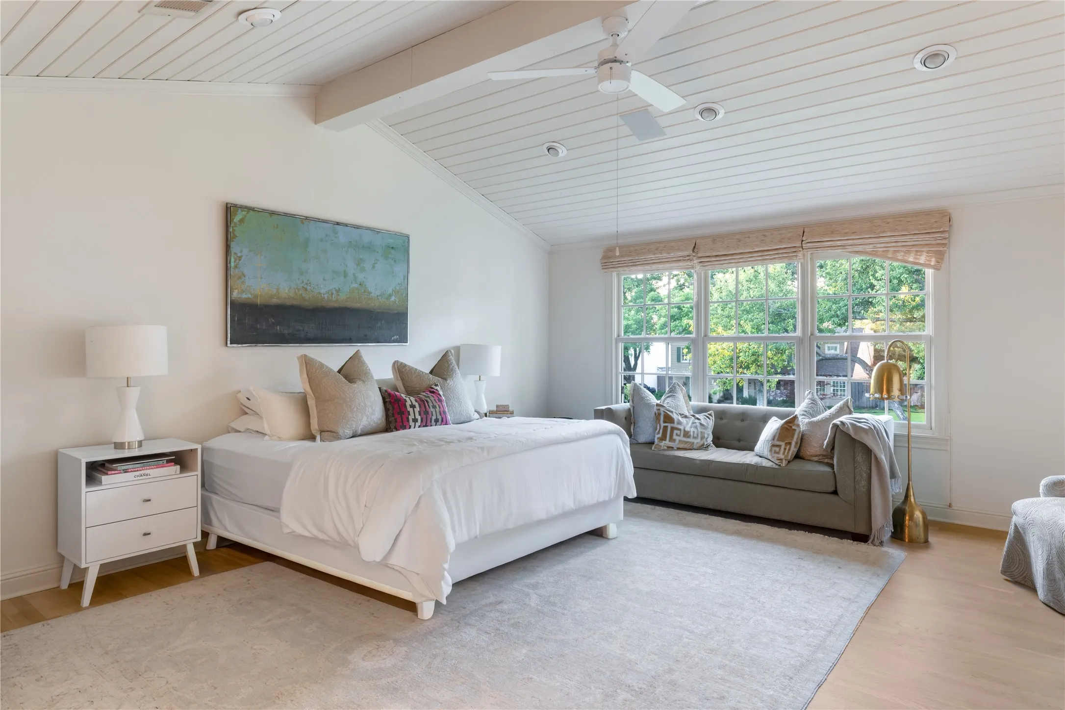 Single Family Residence For Rent in Dallas County , 3313 Bryn Mawr Drive, University Park, Texas 75225, 5 Bedroom, 6 Bathroom, 2 Garage spaces, 4,575 Sqft, built in 1953, mls#21404686, Real Estate Agent in University Park, Homes For Rent in Dallas county, Homes For Rent in University Park, Realtor in University Park Texas, Real Estate Brokerage Independent Realty Texas, Luminita Cordes Realtor