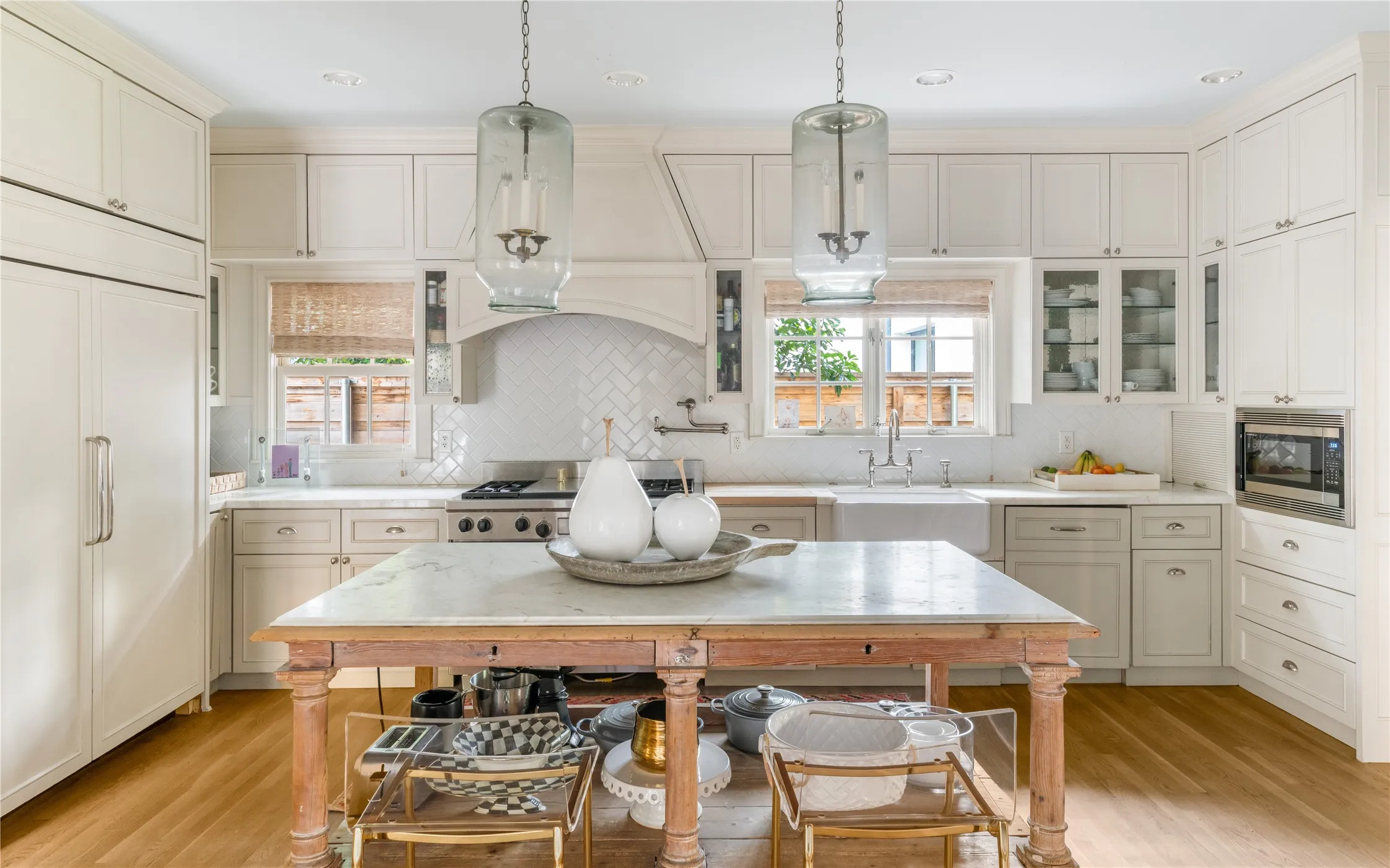 Single Family Residence For Rent in Dallas County , 3313 Bryn Mawr Drive, University Park, Texas 75225, 5 Bedroom, 6 Bathroom, 2 Garage spaces, 4,575 Sqft, built in 1953, mls#21404686, Real Estate Agent in University Park, Homes For Rent in Dallas county, Homes For Rent in University Park, Realtor in University Park Texas, Real Estate Brokerage Independent Realty Texas, Luminita Cordes Realtor