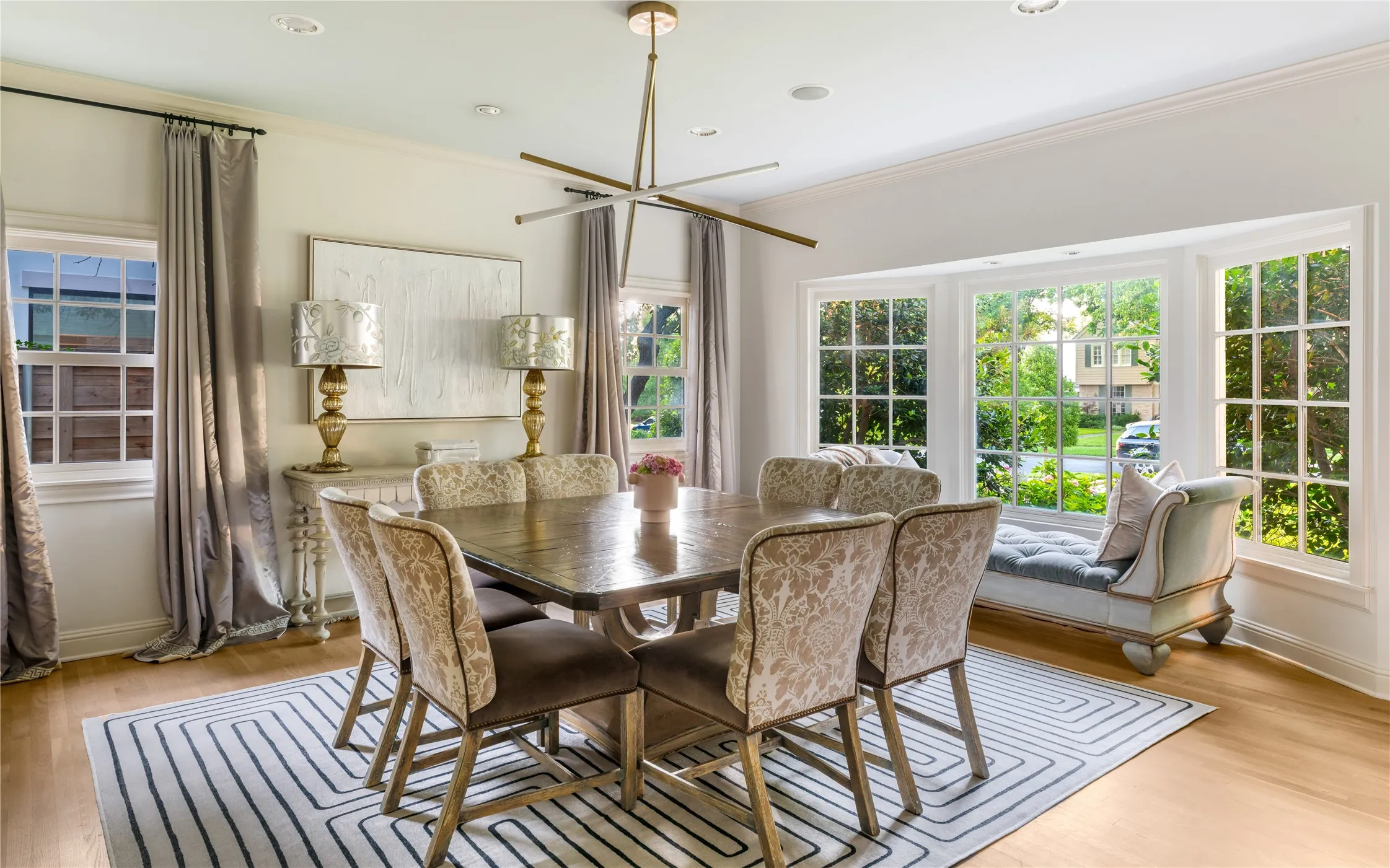Single Family Residence For Rent in Dallas County , 3313 Bryn Mawr Drive, University Park, Texas 75225, 5 Bedroom, 6 Bathroom, 2 Garage spaces, 4,575 Sqft, built in 1953, mls#21404686, Real Estate Agent in University Park, Homes For Rent in Dallas county, Homes For Rent in University Park, Realtor in University Park Texas, Real Estate Brokerage Independent Realty Texas, Luminita Cordes Realtor