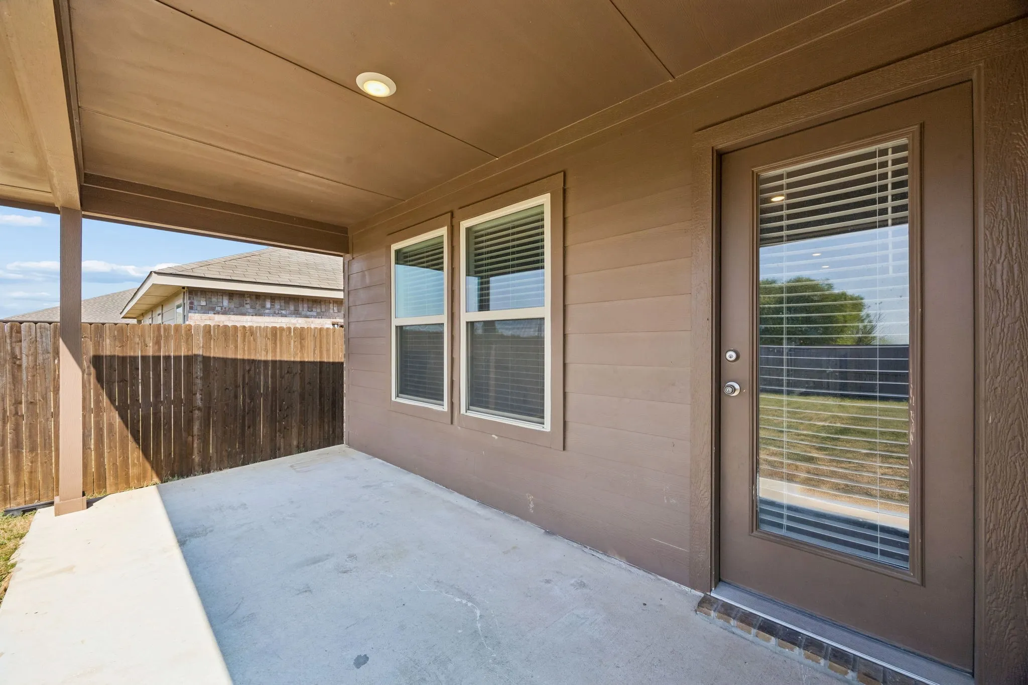 Single Family Residence For Rent in Kaufman County , 3030 Sweetwater Trail, Forney, Texas 75126, 4 Bedroom, 2 Bathroom, 2 Garage spaces, 1,649 Sqft, built in 2021, mls#21404693, Real Estate Agent in Forney, Homes For Rent in Kaufman county, Homes For Rent in Forney, Realtor in Forney Texas, Real Estate Brokerage Independent Realty Texas, Luminita Cordes Realtor