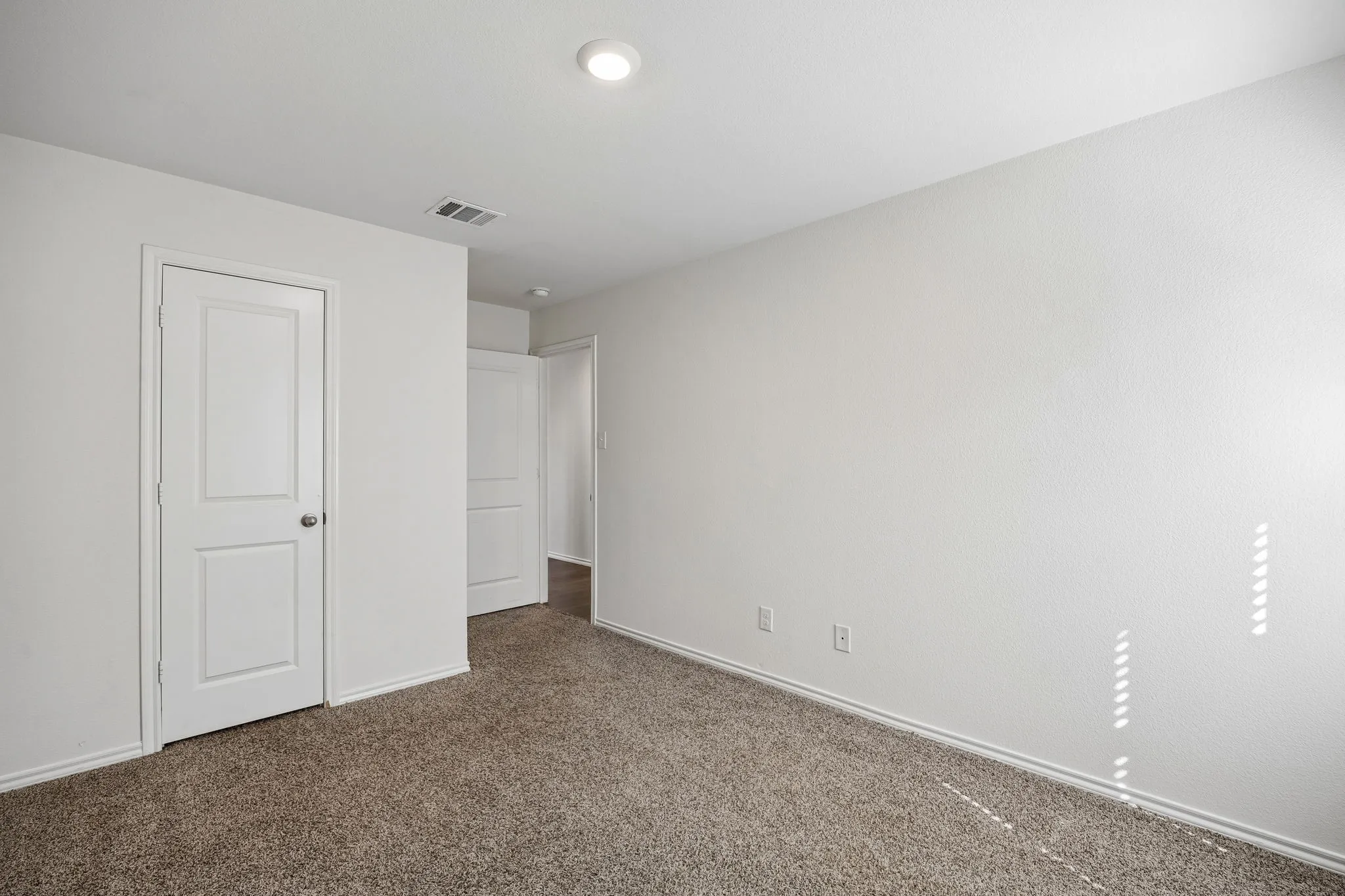 Single Family Residence For Rent in Kaufman County , 3030 Sweetwater Trail, Forney, Texas 75126, 4 Bedroom, 2 Bathroom, 2 Garage spaces, 1,649 Sqft, built in 2021, mls#21404693, Real Estate Agent in Forney, Homes For Rent in Kaufman county, Homes For Rent in Forney, Realtor in Forney Texas, Real Estate Brokerage Independent Realty Texas, Luminita Cordes Realtor