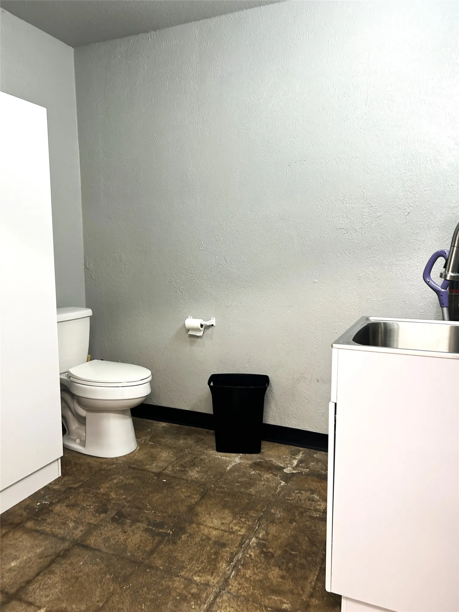 Retail For Sale in Johnson County , 304 E Criner 1 Street, Grandview, Texas 76050, 0, 0, Garage spaces, 0 Sqft, built in 1930, mls#21403687, Real Estate Agent in Grandview, Homes For Sale in Johnson county, Homes For Sale in Grandview, Realtor in Grandview Texas, Real Estate Brokerage Independent Realty Texas, Luminita Cordes Realtor