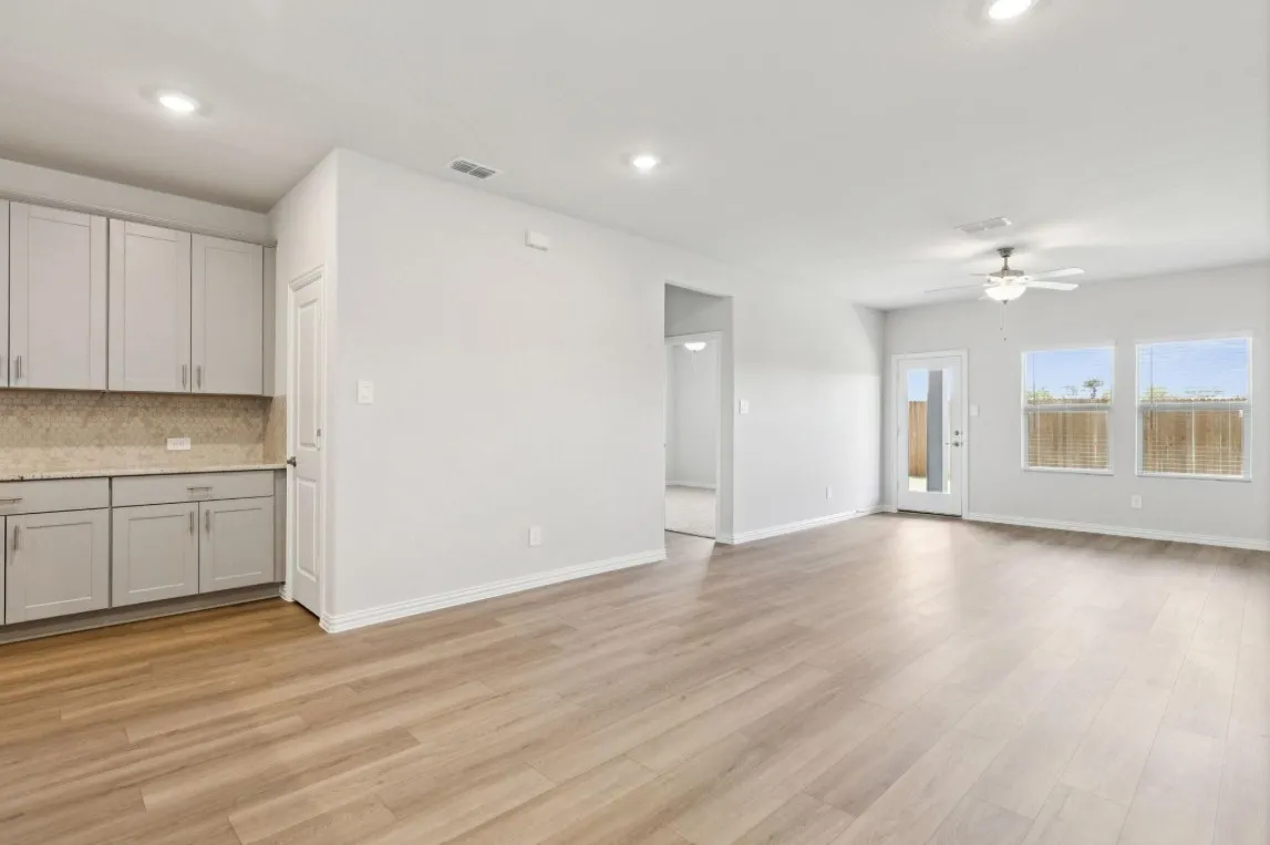 Single Family Residence For Rent in Collin County , 109 Greenbriar Drive, Princeton, Texas 75071, 3 Bedroom, 2 Bathroom, 2 Garage spaces, 1,566 Sqft, built in 2025, mls#21403868, Real Estate Agent in Princeton, Homes For Rent in Collin county, Homes For Rent in Princeton, Realtor in Princeton Texas, Real Estate Brokerage Independent Realty Texas, Luminita Cordes Realtor