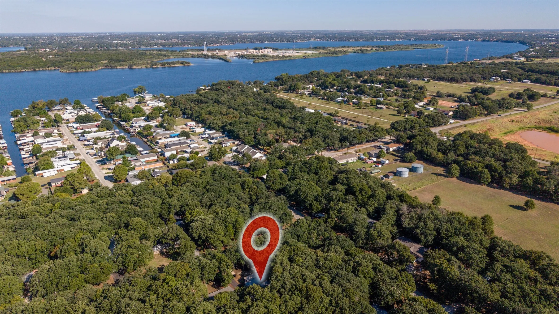 Mobile Home For Sale in Hood County , 4647 Lyndi Lane, Granbury, Texas 76049, 3 Bedroom, 2 Bathroom, 2 Garage spaces, 1,464 Sqft, built in 1982, mls#21404665, Real Estate Agent in Granbury, Homes For Sale in Hood county, Homes For Sale in Granbury, Realtor in Granbury Texas, Real Estate Brokerage Independent Realty Texas, Luminita Cordes Realtor