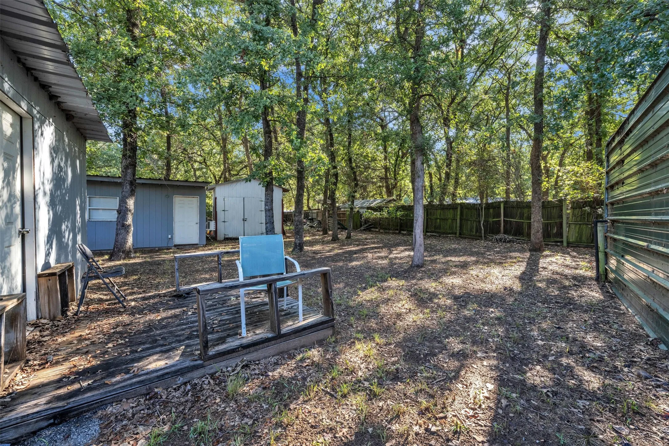 Mobile Home For Sale in Hood County , 4647 Lyndi Lane, Granbury, Texas 76049, 3 Bedroom, 2 Bathroom, 2 Garage spaces, 1,464 Sqft, built in 1982, mls#21404665, Real Estate Agent in Granbury, Homes For Sale in Hood county, Homes For Sale in Granbury, Realtor in Granbury Texas, Real Estate Brokerage Independent Realty Texas, Luminita Cordes Realtor