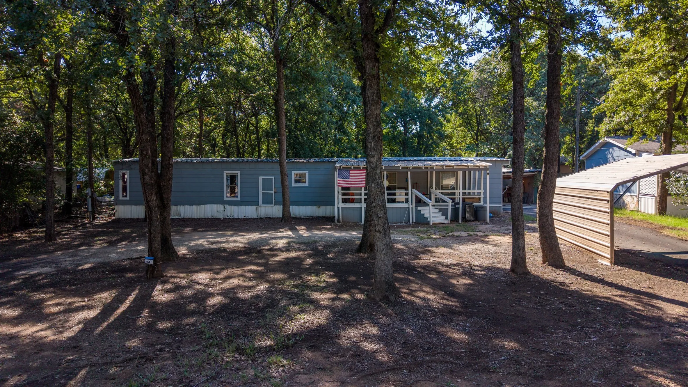 Mobile Home For Sale in Hood County , 4647 Lyndi Lane, Granbury, Texas 76049, 3 Bedroom, 2 Bathroom, 2 Garage spaces, 1,464 Sqft, built in 1982, mls#21404665, Real Estate Agent in Granbury, Homes For Sale in Hood county, Homes For Sale in Granbury, Realtor in Granbury Texas, Real Estate Brokerage Independent Realty Texas, Luminita Cordes Realtor