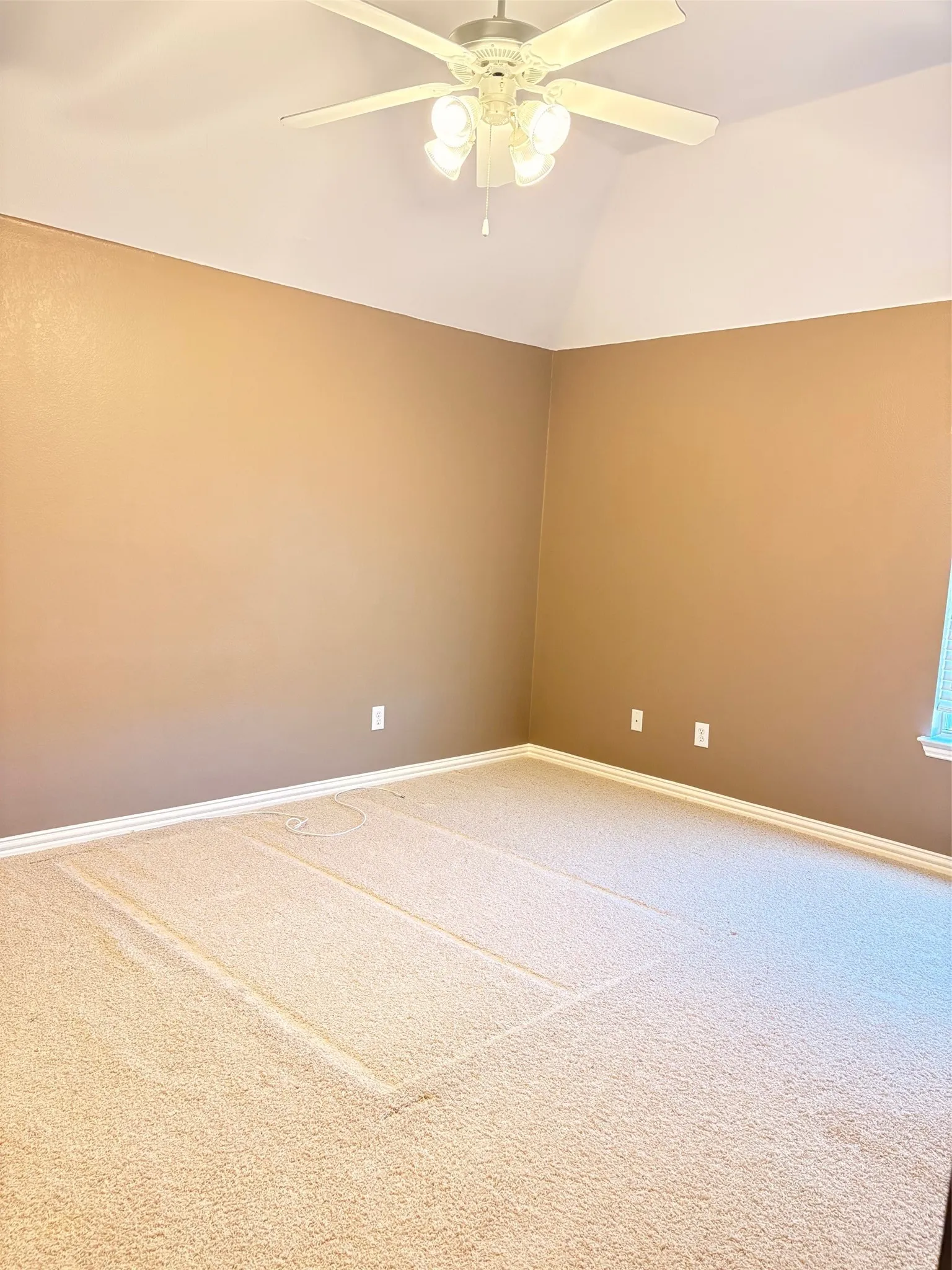 Single Family Residence For Rent in Denton County , 3412 Continental Drive, Frisco, Texas 75034, 5 Bedroom, 4 Bathroom, 3 Garage spaces, 3,573 Sqft, built in 2004, mls#21404603, Real Estate Agent in Frisco, Homes For Rent in Denton county, Homes For Rent in Frisco, Realtor in Frisco Texas, Real Estate Brokerage Independent Realty Texas, Luminita Cordes Realtor