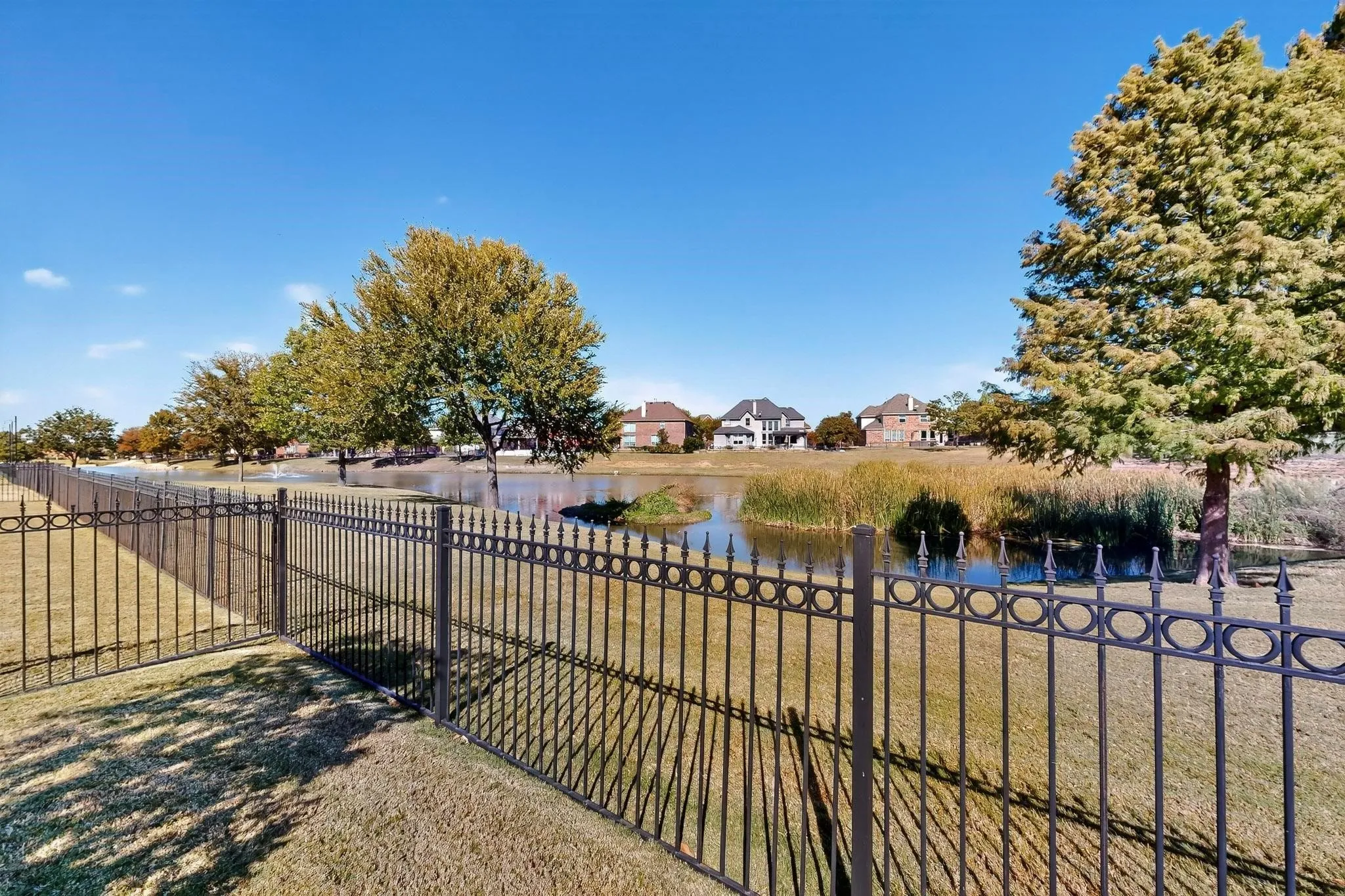 Single Family Residence For Rent in Denton County , 3412 Continental Drive, Frisco, Texas 75034, 5 Bedroom, 4 Bathroom, 3 Garage spaces, 3,573 Sqft, built in 2004, mls#21404603, Real Estate Agent in Frisco, Homes For Rent in Denton county, Homes For Rent in Frisco, Realtor in Frisco Texas, Real Estate Brokerage Independent Realty Texas, Luminita Cordes Realtor