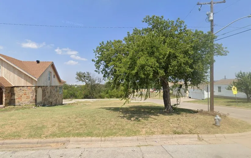 Unimproved Land For Sale in Tarrant County , 2800 NW 31st Street, Fort Worth, Texas 76106, 0, 0, Garage spaces, 0 Sqft, built in 0, mls#21404084, Real Estate Agent in Fort Worth, Homes For Sale in Tarrant county, Homes For Sale in Fort Worth, Realtor in Fort Worth Texas, Real Estate Brokerage Independent Realty Texas, Luminita Cordes Realtor