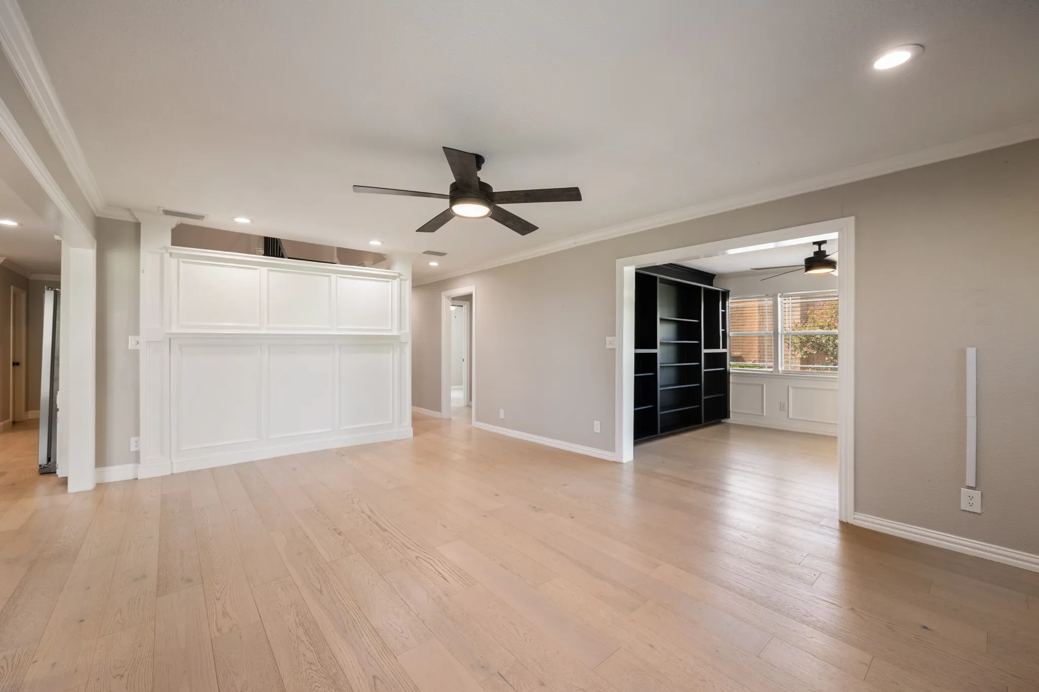 Townhouse For Rent in Rockwall County , 3326 Augusta Boulevard, Rockwall, Texas 75087, 4 Bedroom, 3 Bathroom, 2 Garage spaces, 2,480 Sqft, built in 1984, mls#21404733, Real Estate Agent in Rockwall, Homes For Rent in Rockwall county, Homes For Rent in Rockwall, Realtor in Rockwall Texas, Real Estate Brokerage Independent Realty Texas, Luminita Cordes Realtor