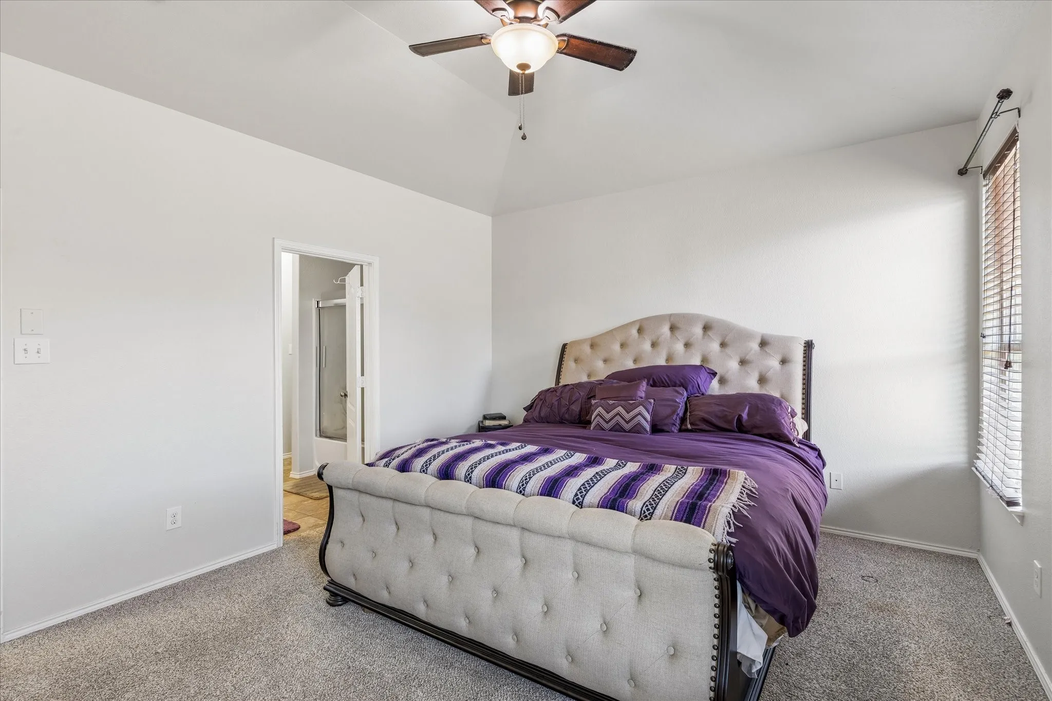 Single Family Residence For Sale in Tarrant County , 244 Rock Meadow Drive, Crowley, Texas 76036, 3 Bedroom, 2 Bathroom, 2 Garage spaces, 1,884 Sqft, built in 2012, mls#21404713, Real Estate Agent in Crowley, Homes For Sale in Tarrant county, Homes For Sale in Crowley, Realtor in Crowley Texas, Real Estate Brokerage Independent Realty Texas, Luminita Cordes Realtor