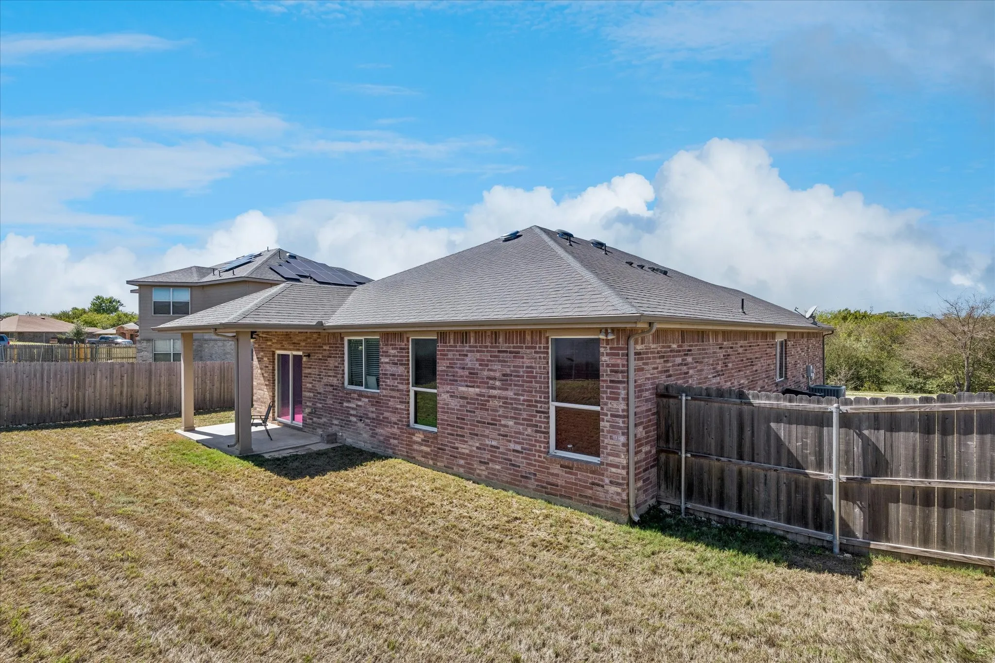 Single Family Residence For Sale in Tarrant County , 244 Rock Meadow Drive, Crowley, Texas 76036, 3 Bedroom, 2 Bathroom, 2 Garage spaces, 1,884 Sqft, built in 2012, mls#21404713, Real Estate Agent in Crowley, Homes For Sale in Tarrant county, Homes For Sale in Crowley, Realtor in Crowley Texas, Real Estate Brokerage Independent Realty Texas, Luminita Cordes Realtor