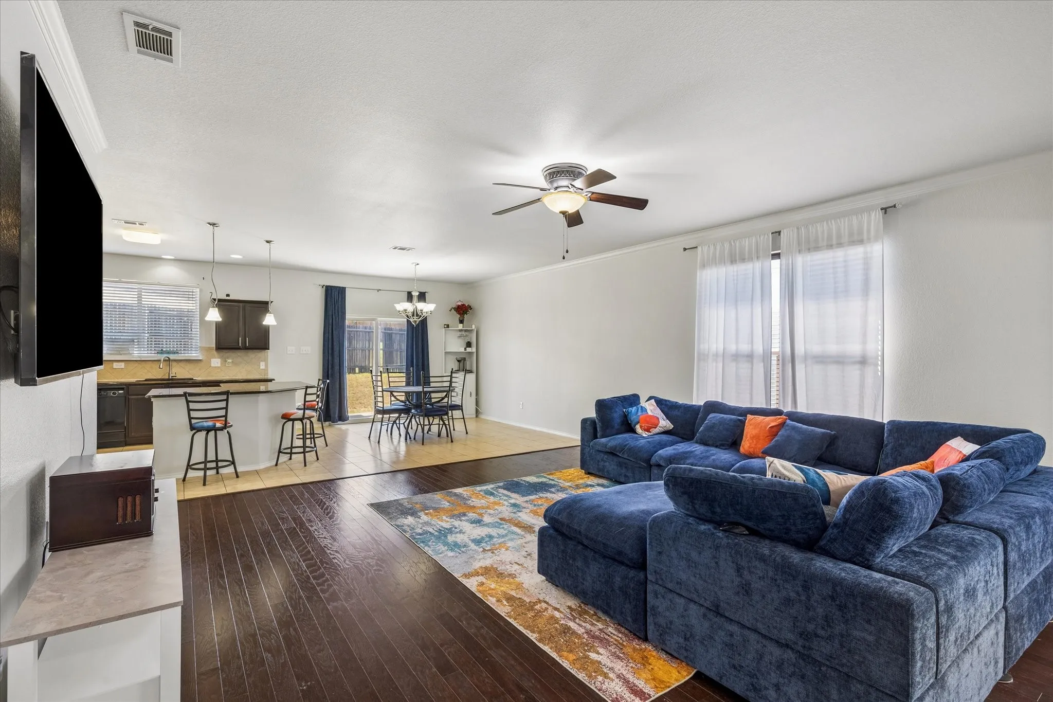 Single Family Residence For Sale in Tarrant County , 244 Rock Meadow Drive, Crowley, Texas 76036, 3 Bedroom, 2 Bathroom, 2 Garage spaces, 1,884 Sqft, built in 2012, mls#21404713, Real Estate Agent in Crowley, Homes For Sale in Tarrant county, Homes For Sale in Crowley, Realtor in Crowley Texas, Real Estate Brokerage Independent Realty Texas, Luminita Cordes Realtor
