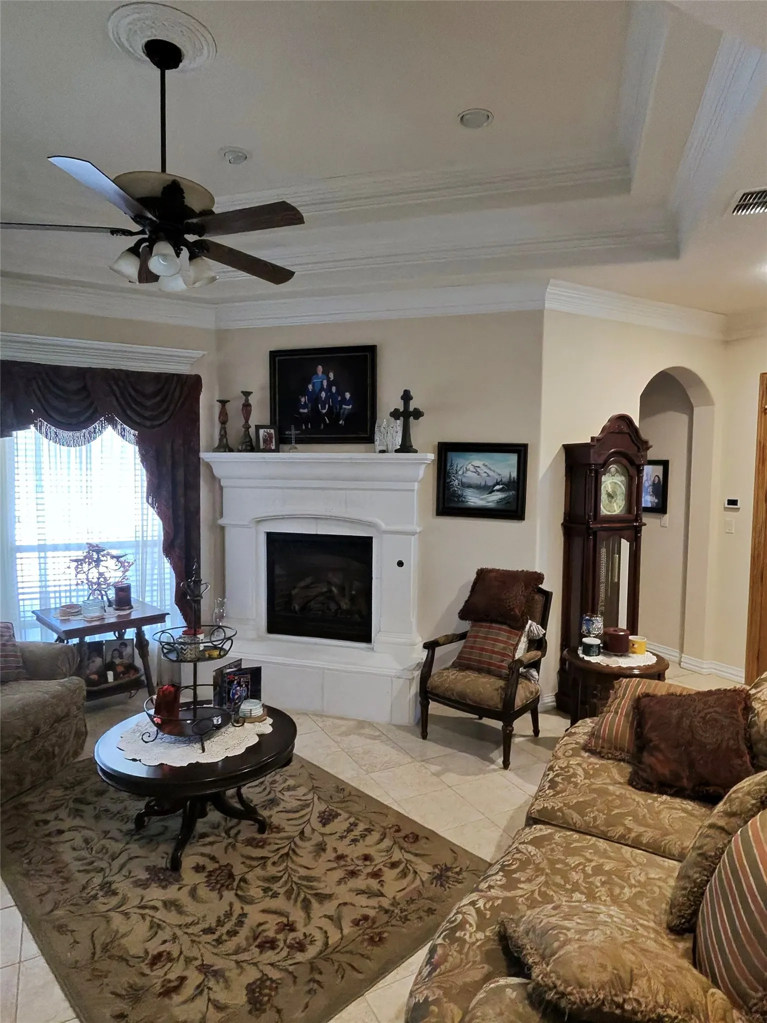 Single Family Residence For Sale in Parker County , 570 Harmony Circle, Weatherford, Texas 76087, 4 Bedroom, 4 Bathroom, 2 Garage spaces, 4,460 Sqft, built in 2006, mls#21404739, Real Estate Agent in Weatherford, Homes For Sale in Parker county, Homes For Sale in Weatherford, Realtor in Weatherford Texas, Real Estate Brokerage Independent Realty Texas, Luminita Cordes Realtor